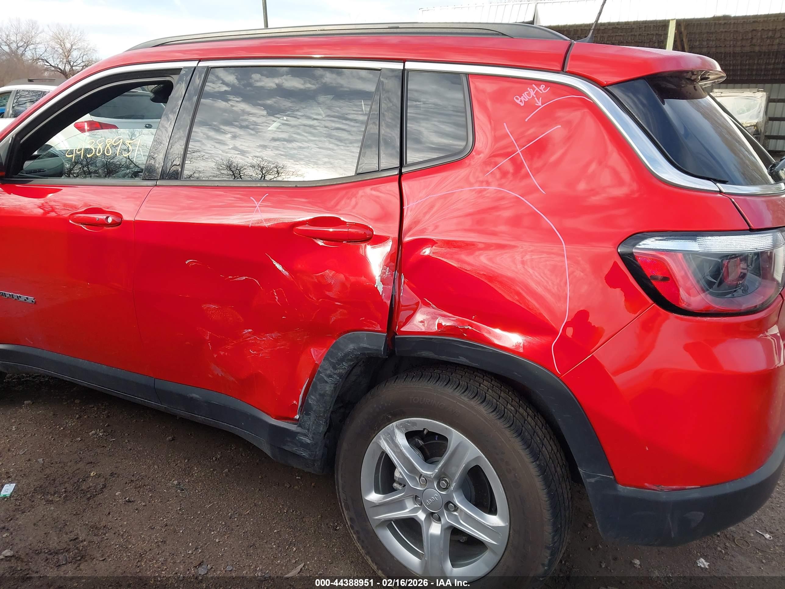 JEEP COMPASS image 6