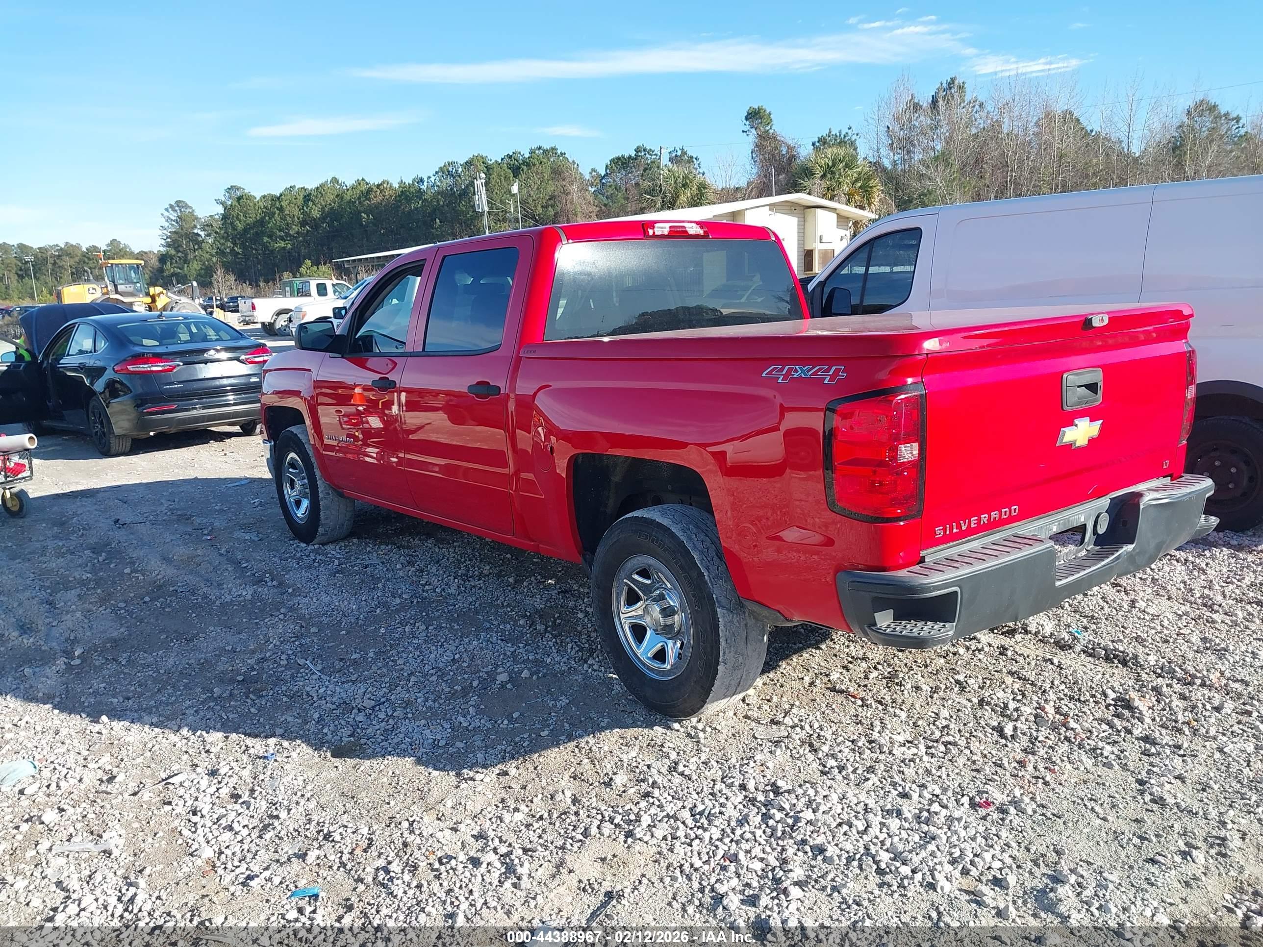 CHEVROLET SILVERADO image 3