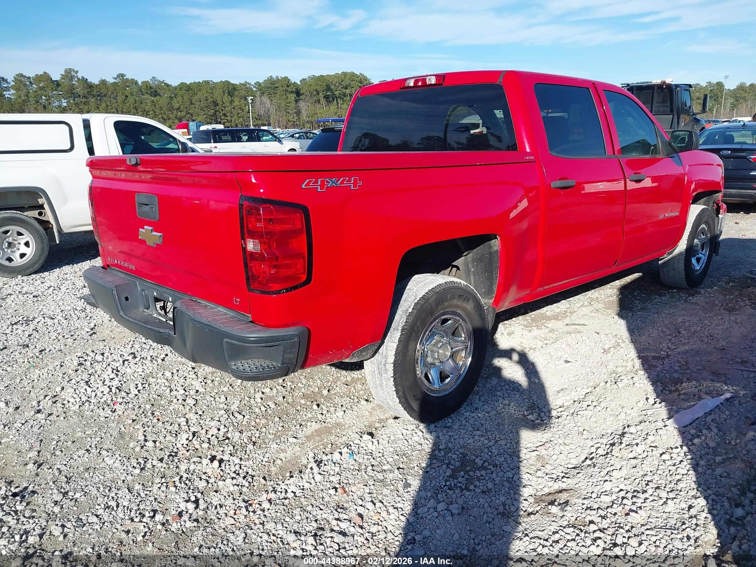 CHEVROLET SILVERADO image 4
