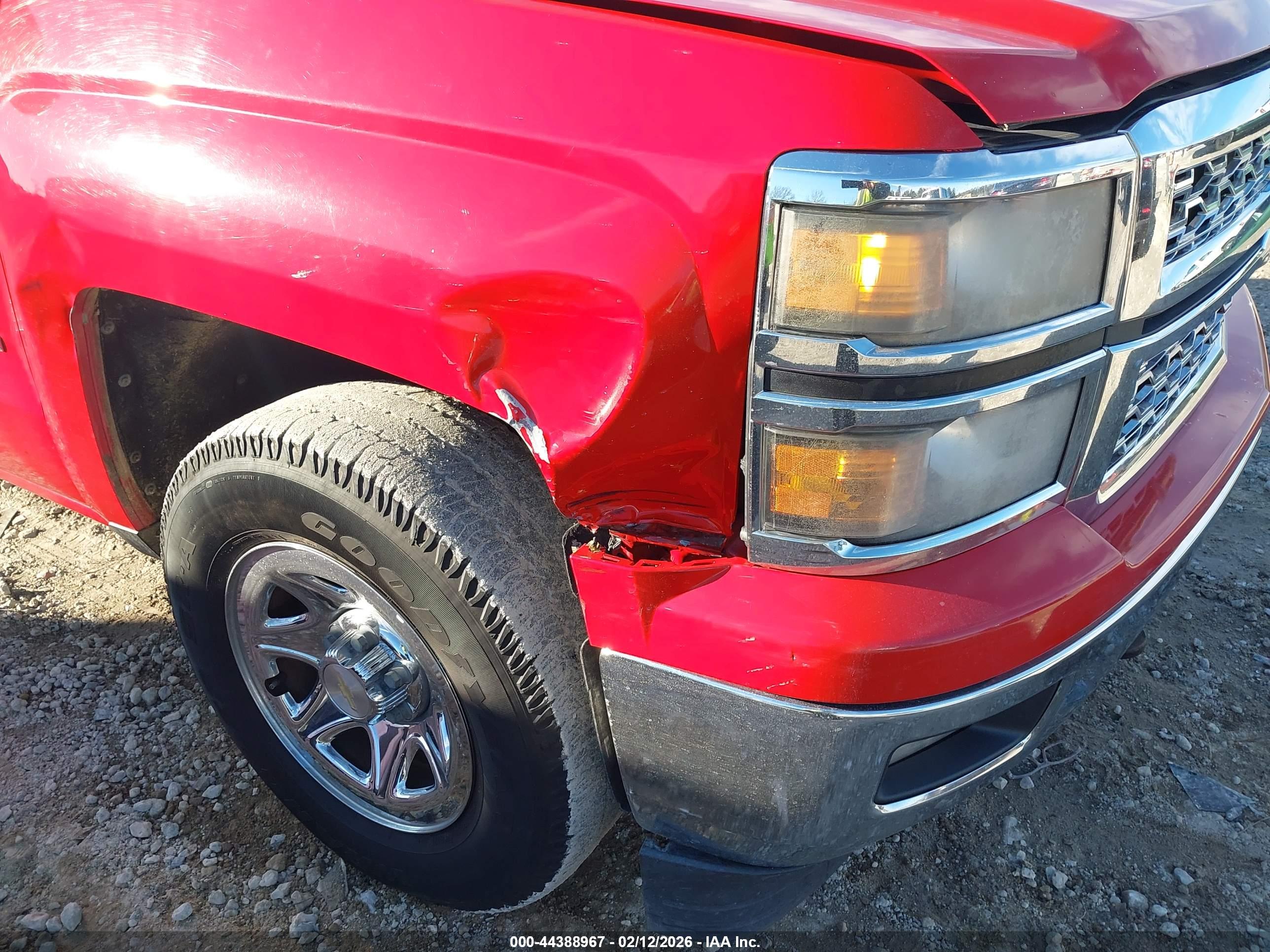 CHEVROLET SILVERADO image 6