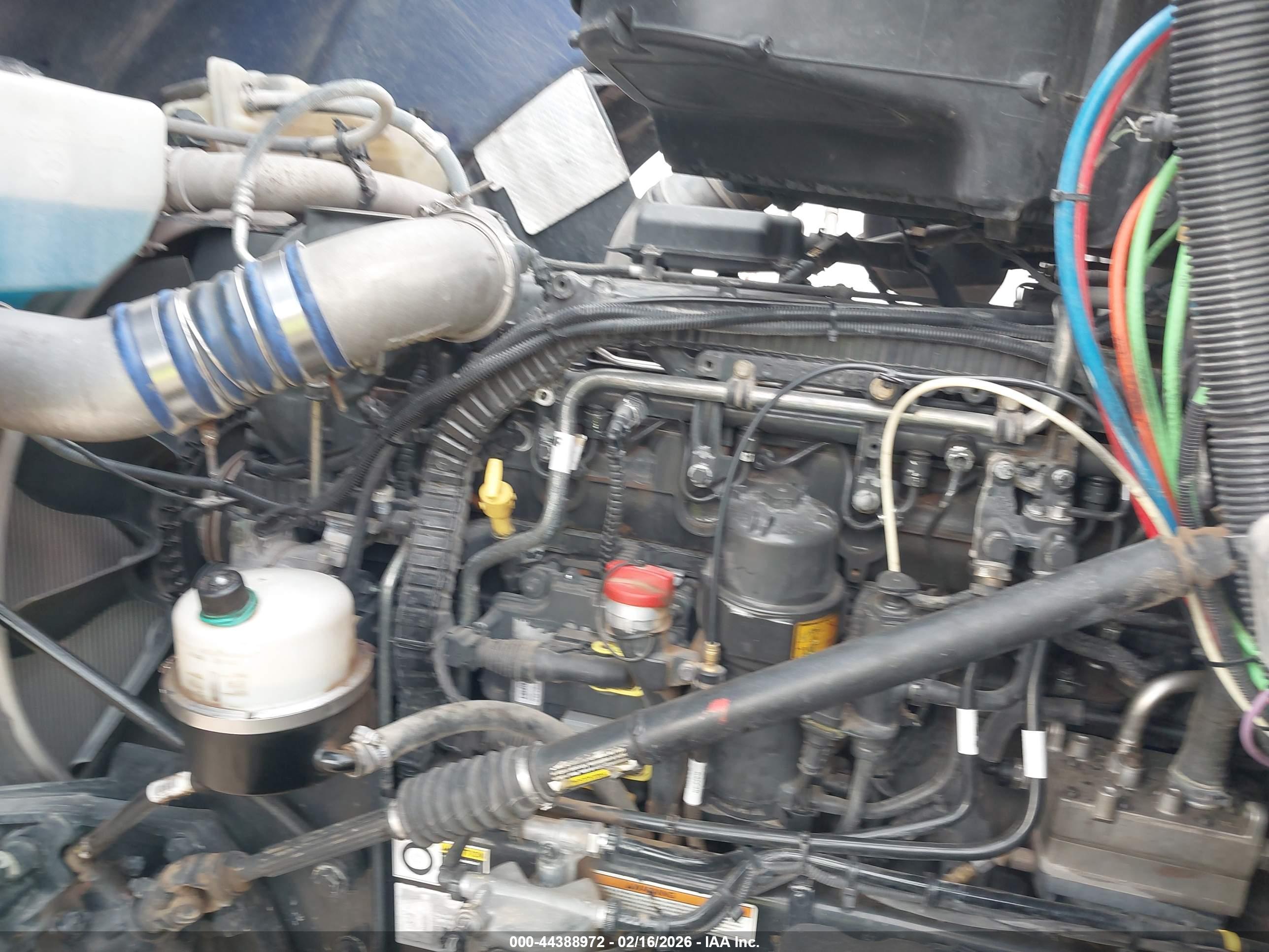 PETERBILT 579 image 10