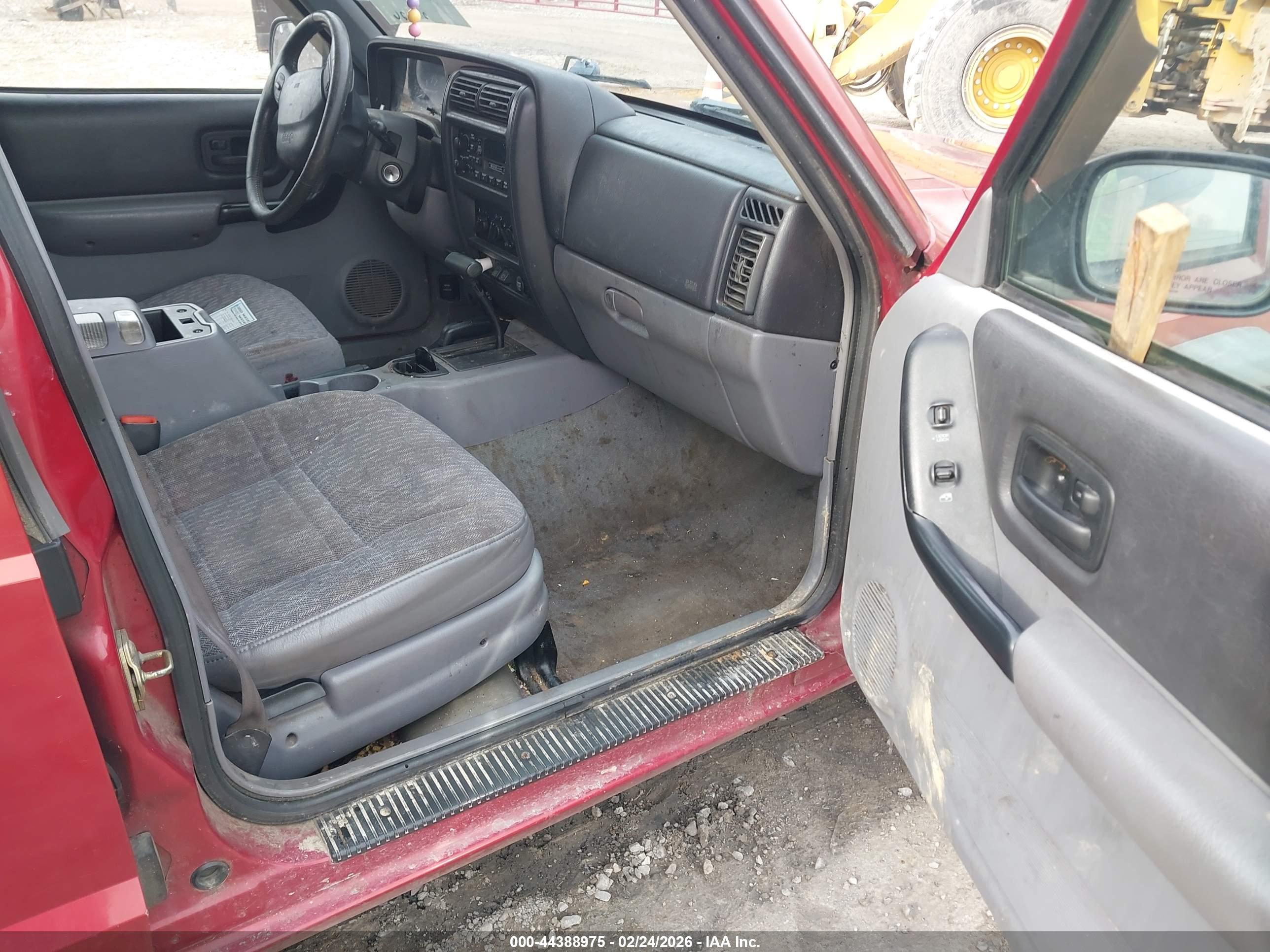 JEEP CHEROKEE image 5