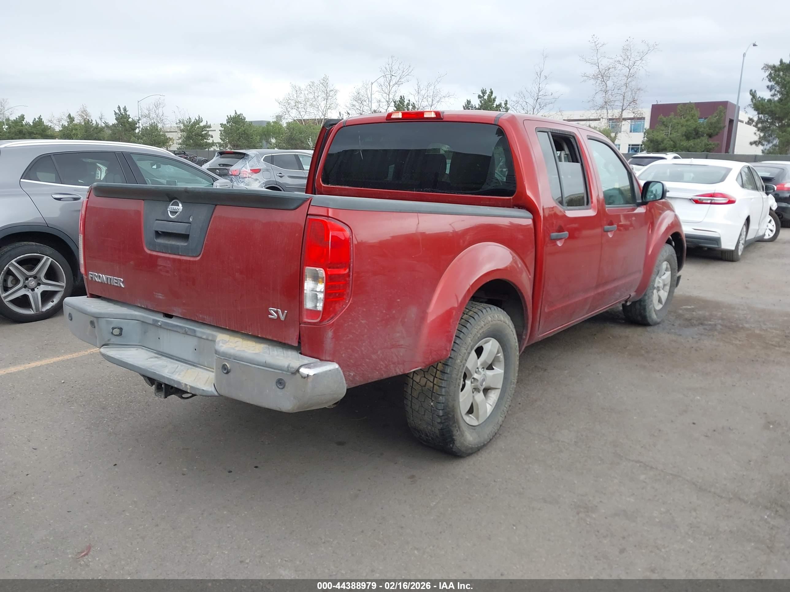 NISSAN FRONTIER image 4