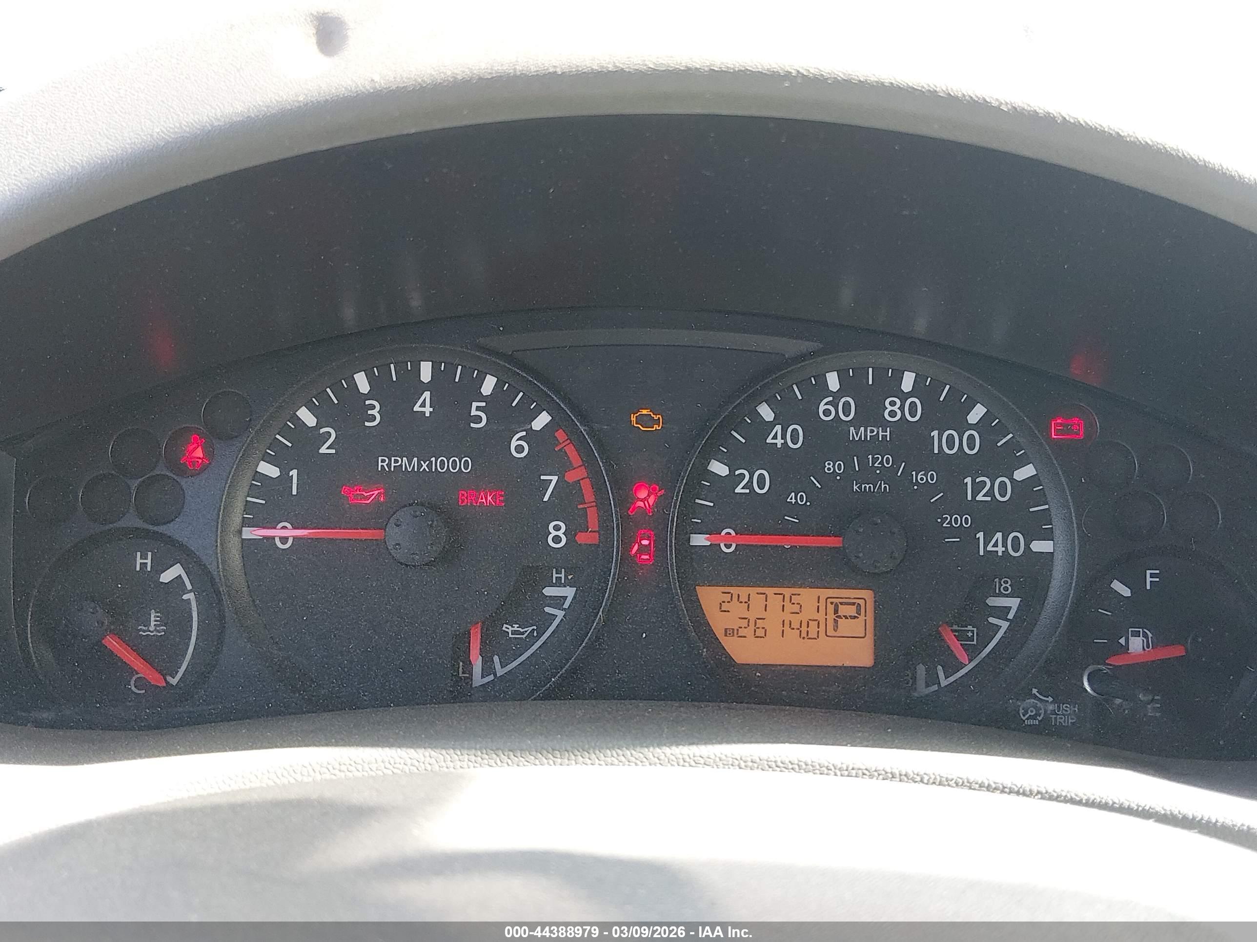 NISSAN FRONTIER image 7