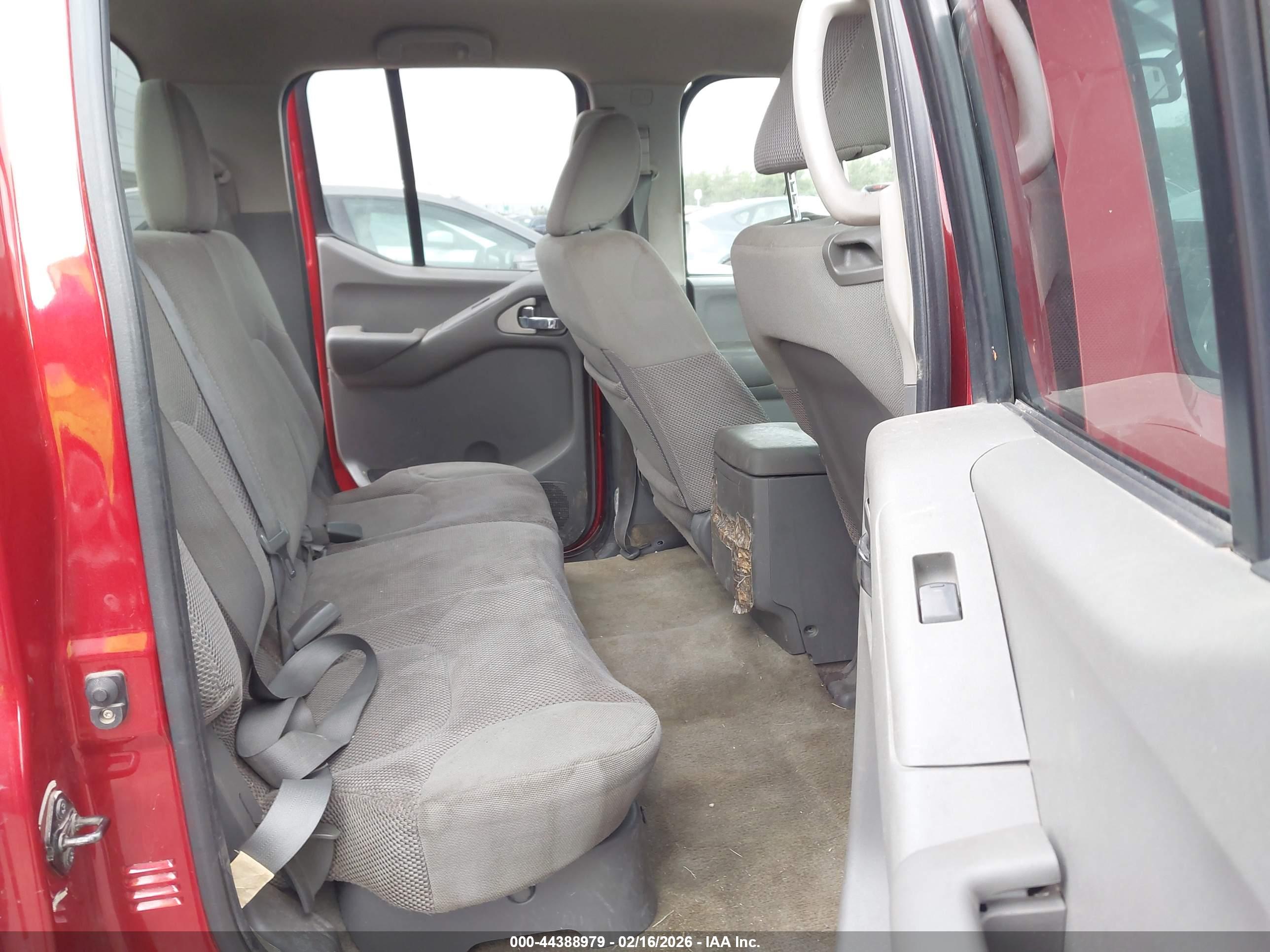 NISSAN FRONTIER image 8