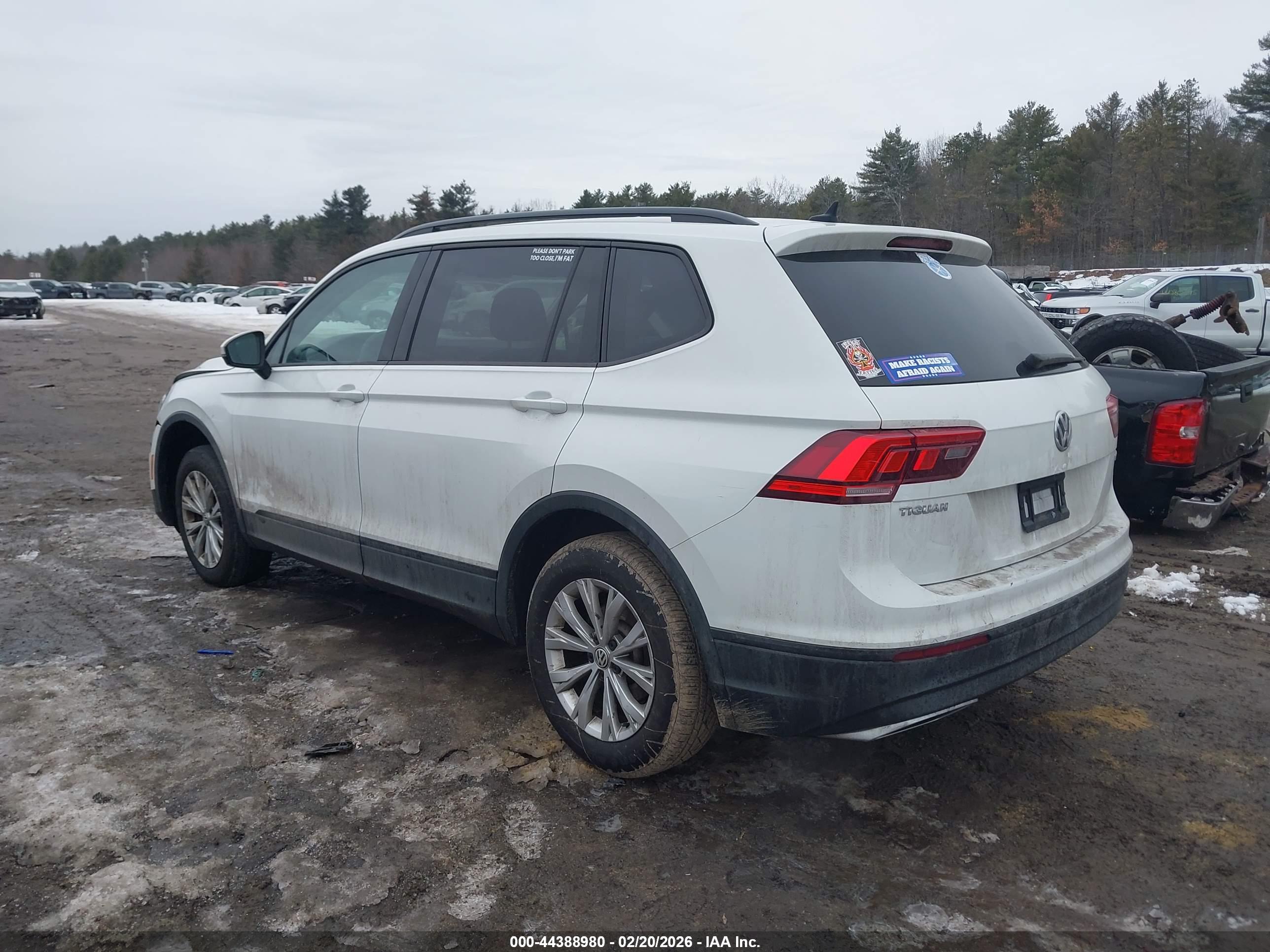 VOLKSWAGEN TIGUAN image 3