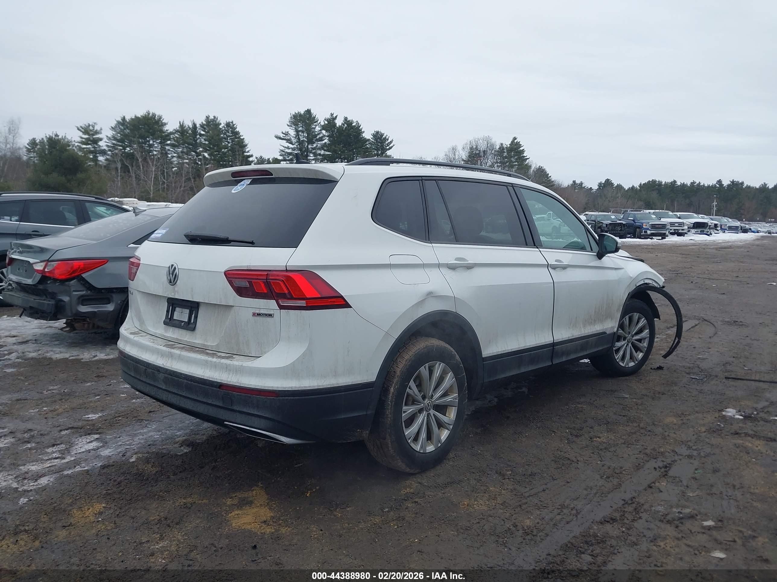 VOLKSWAGEN TIGUAN image 4