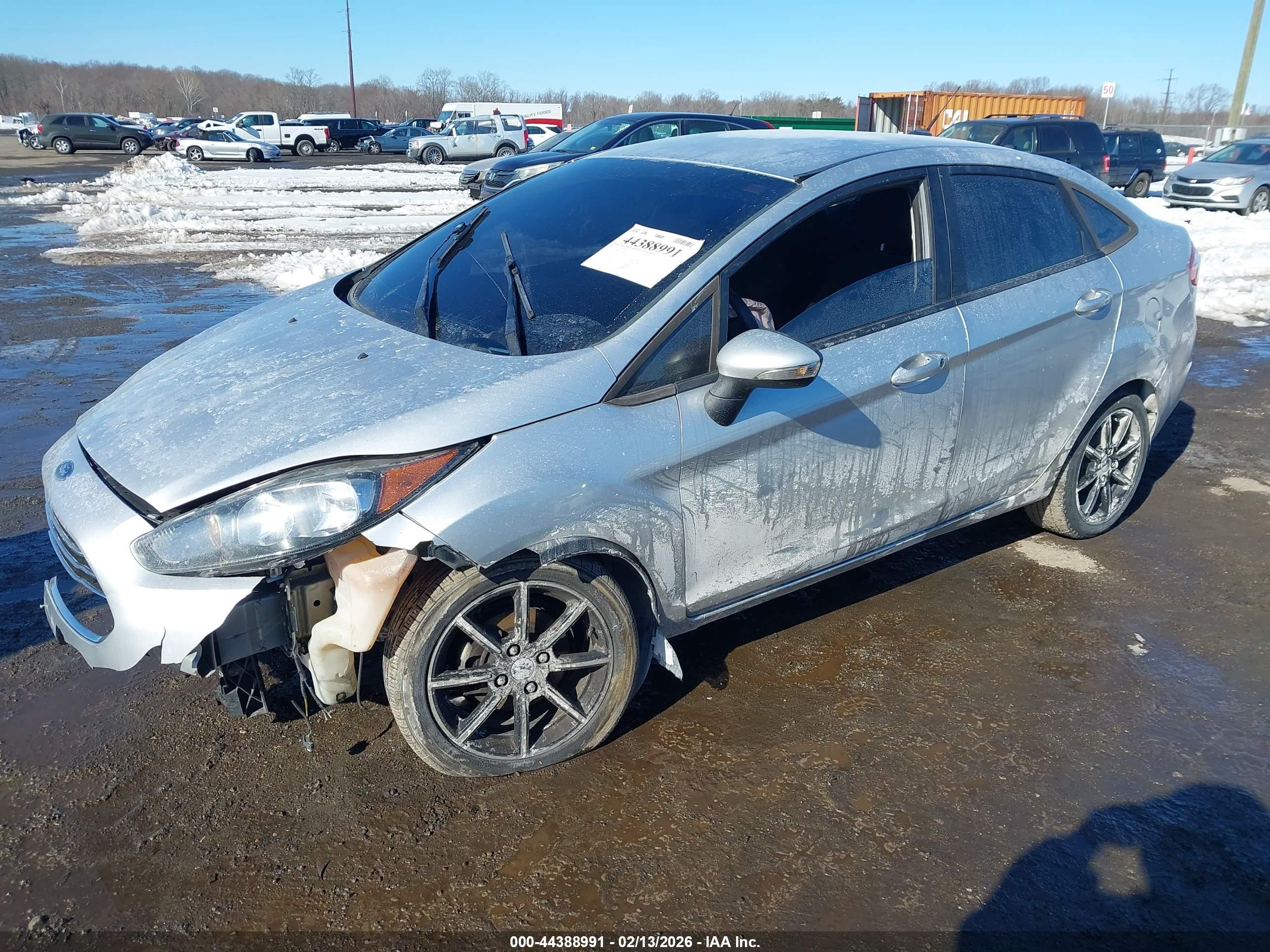FORD FIESTA image 2