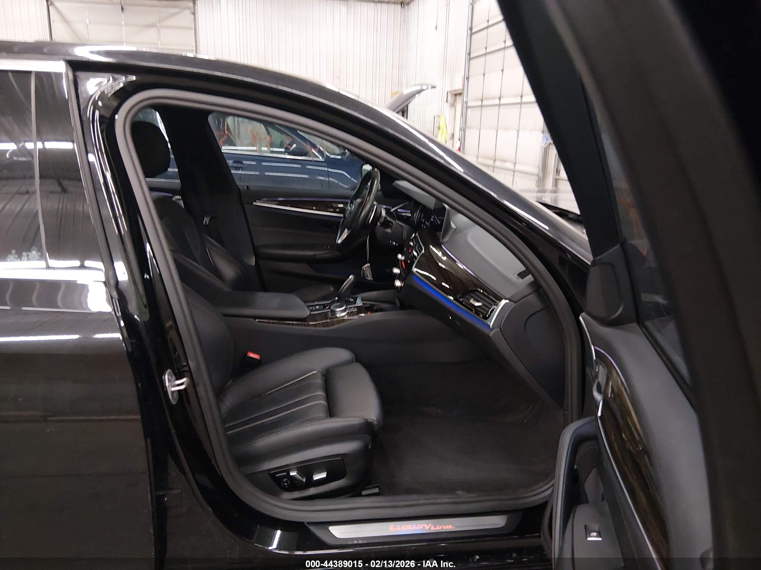 BMW 530I image 5