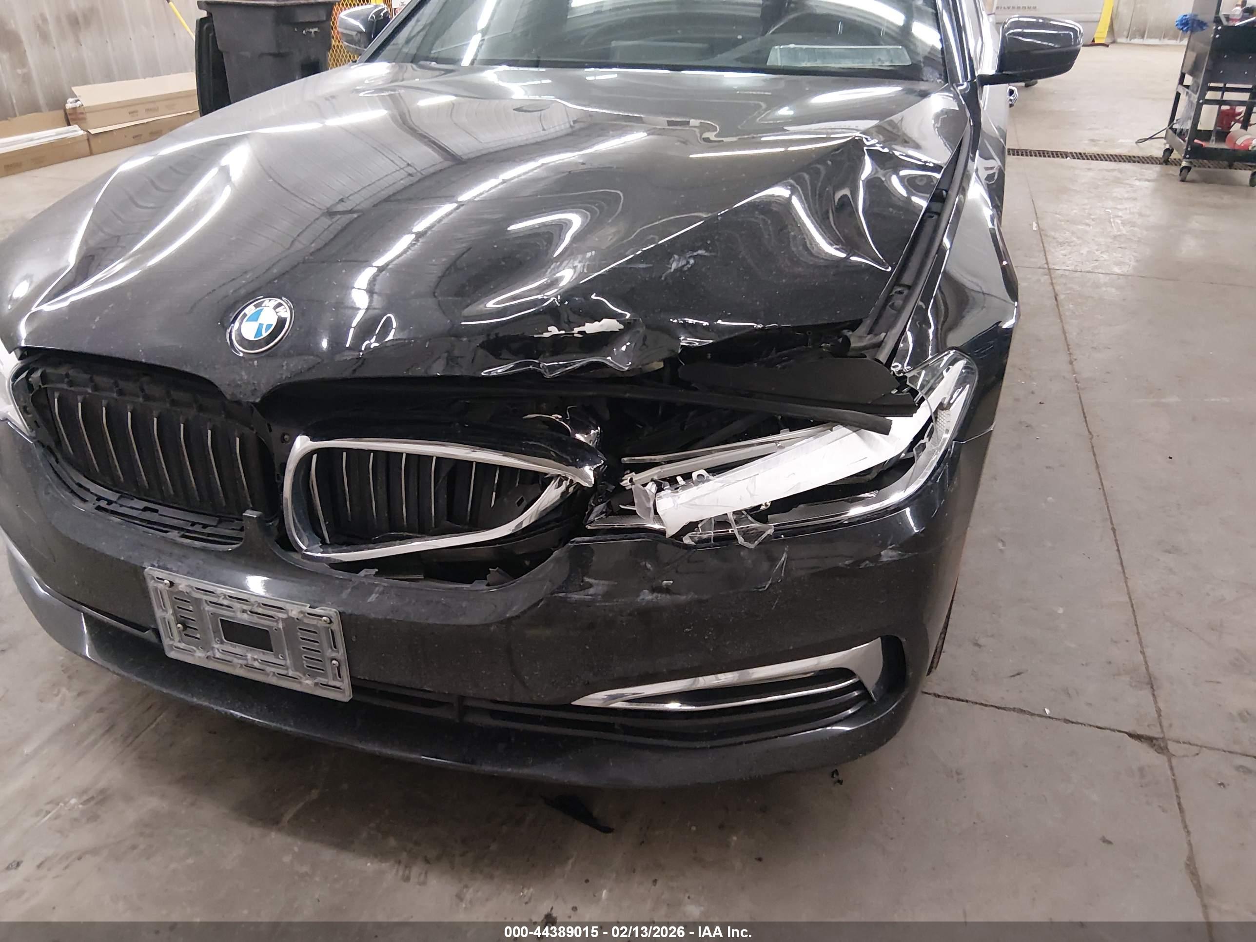 BMW 530I image 6
