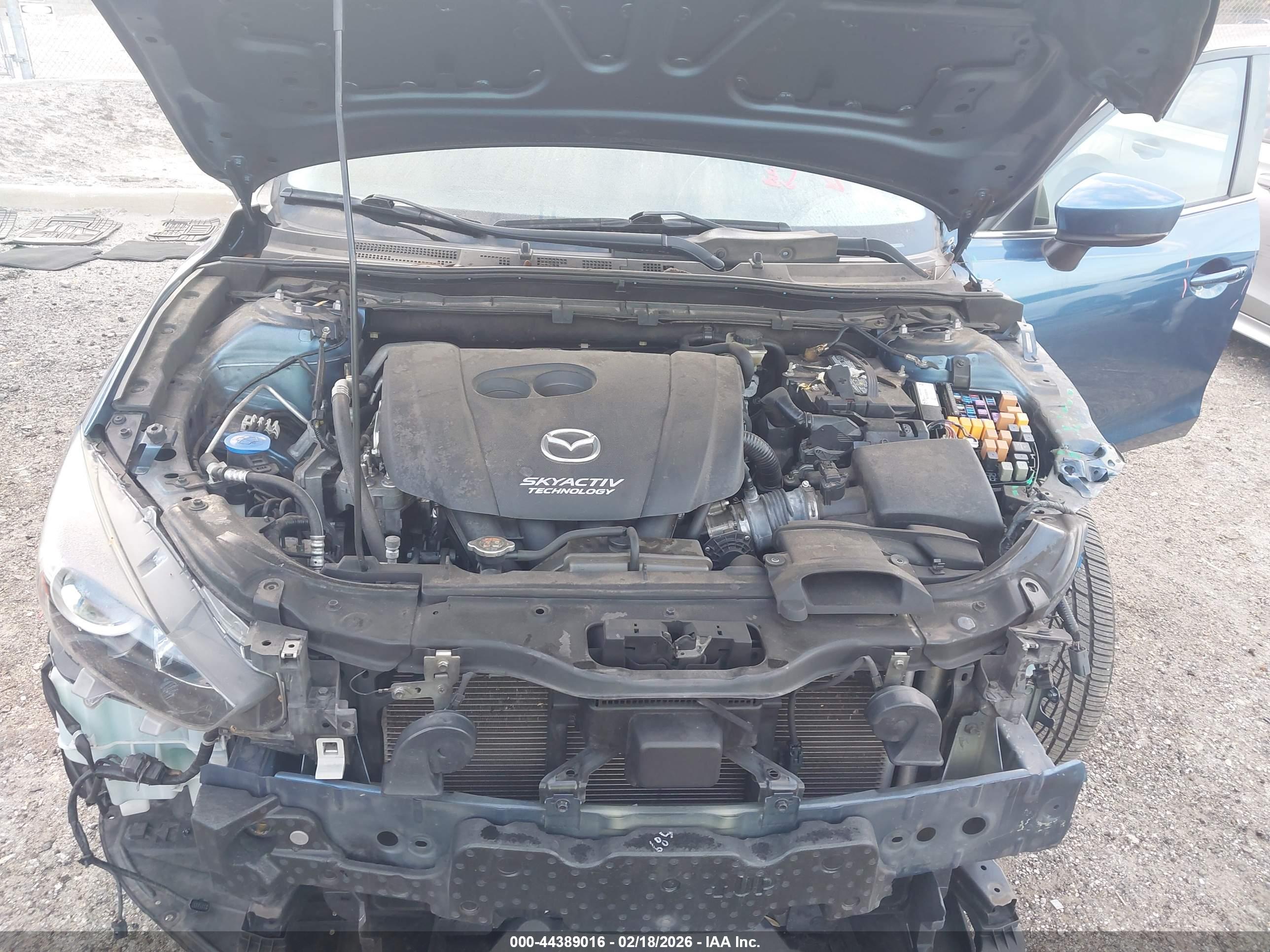 MAZDA MAZDA3 image 10