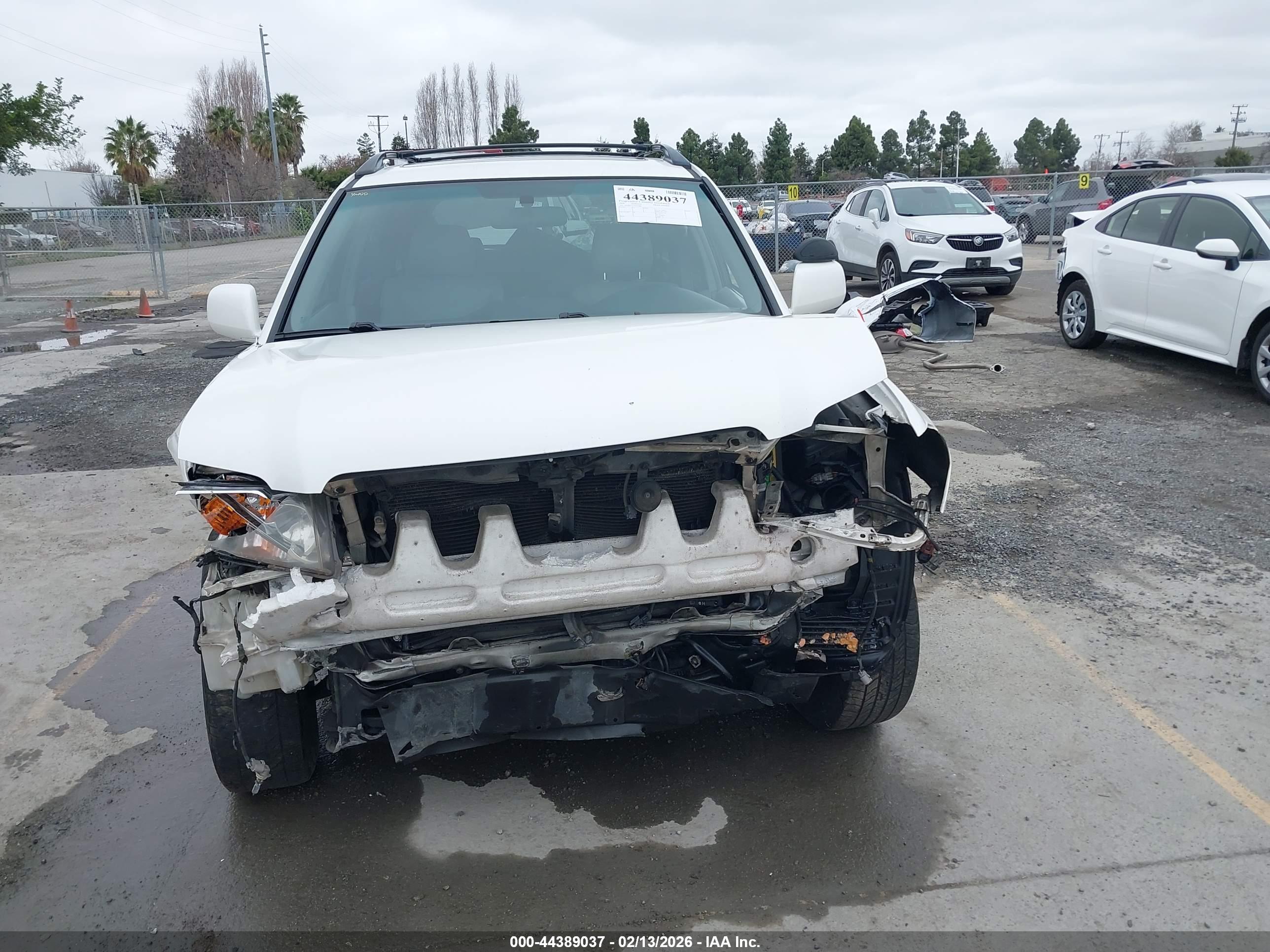 TOYOTA HIGHLANDER image 6