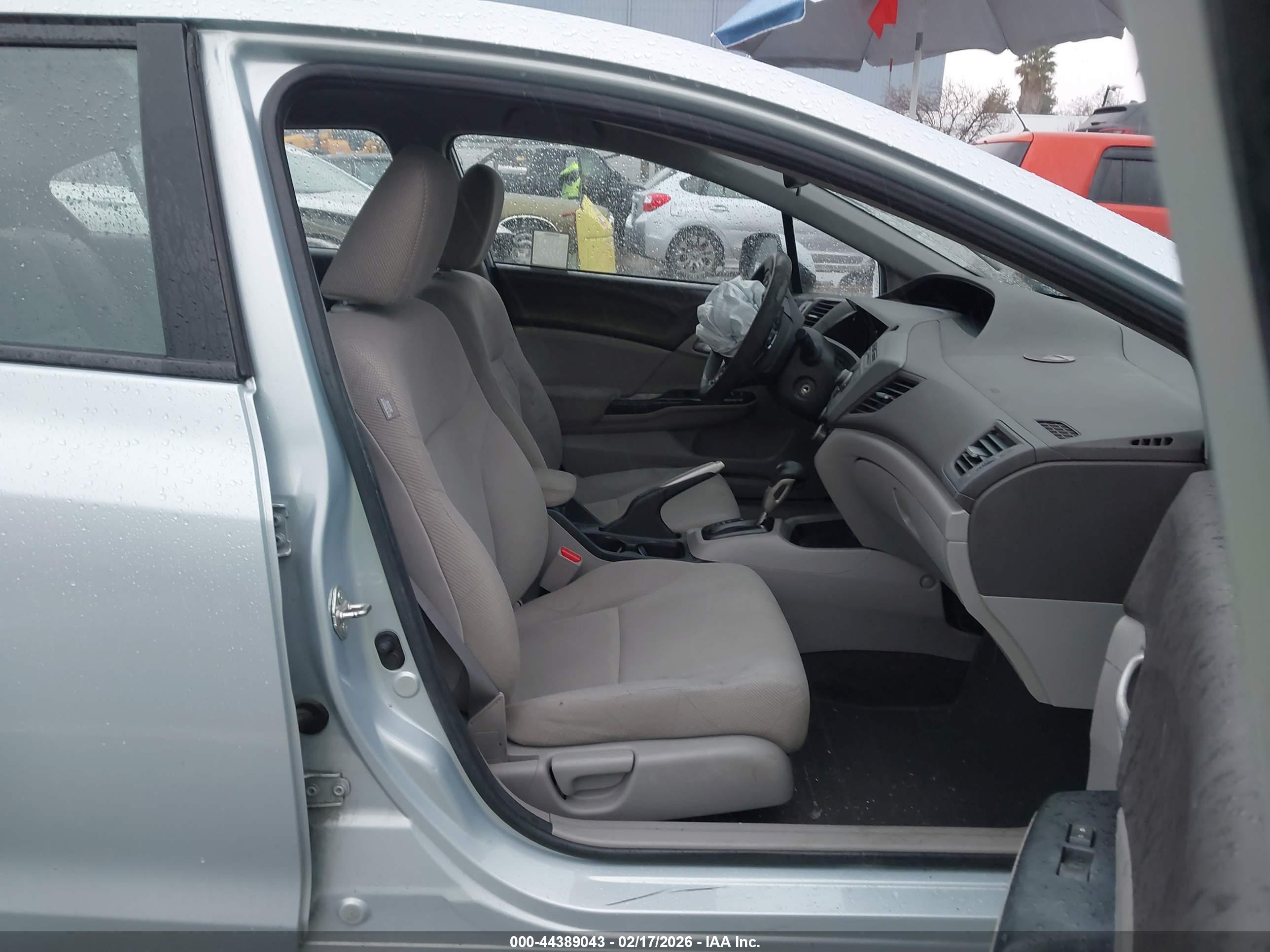 HONDA CIVIC image 5