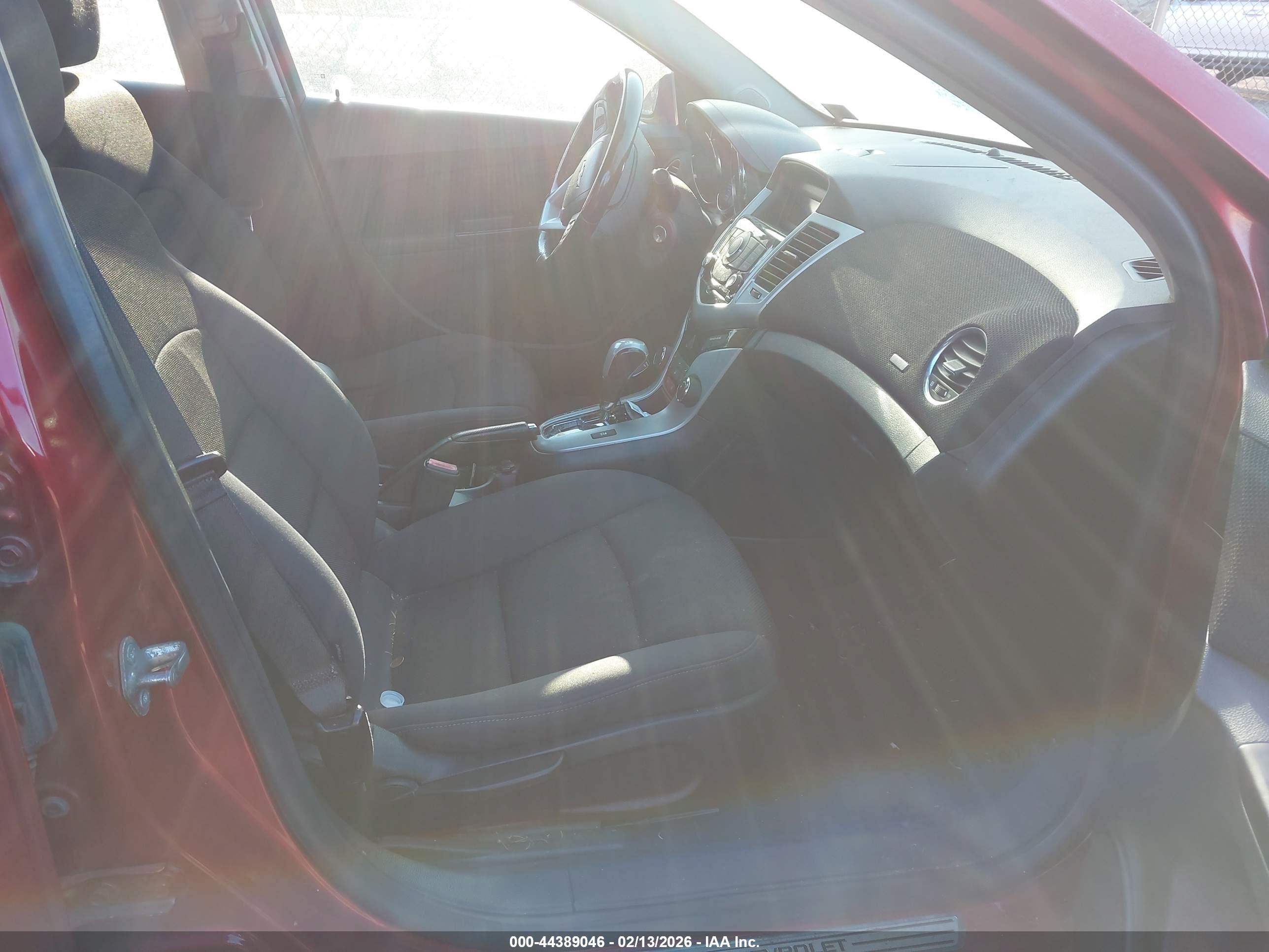 CHEVROLET CRUZE image 5