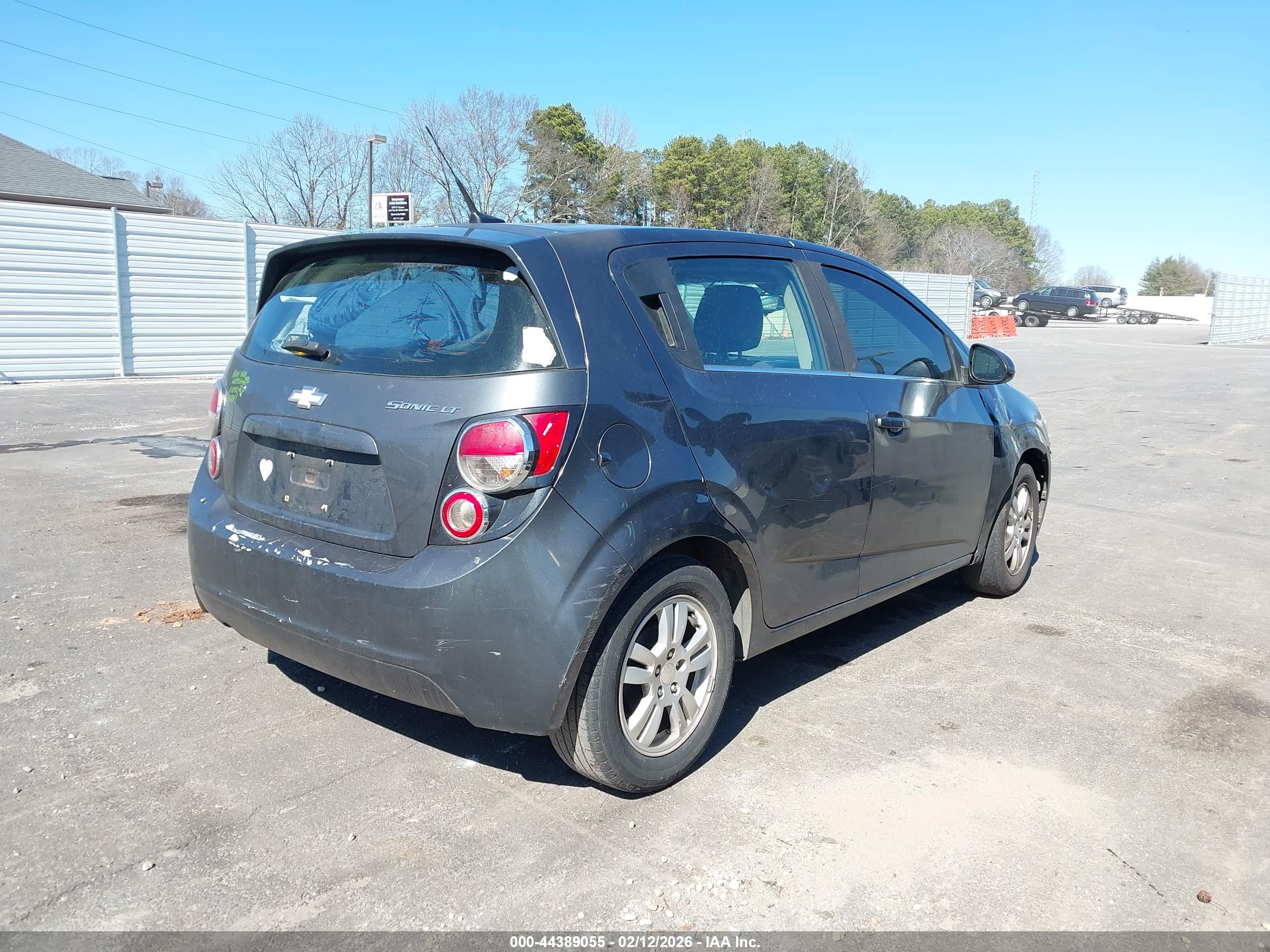 CHEVROLET SONIC image 4