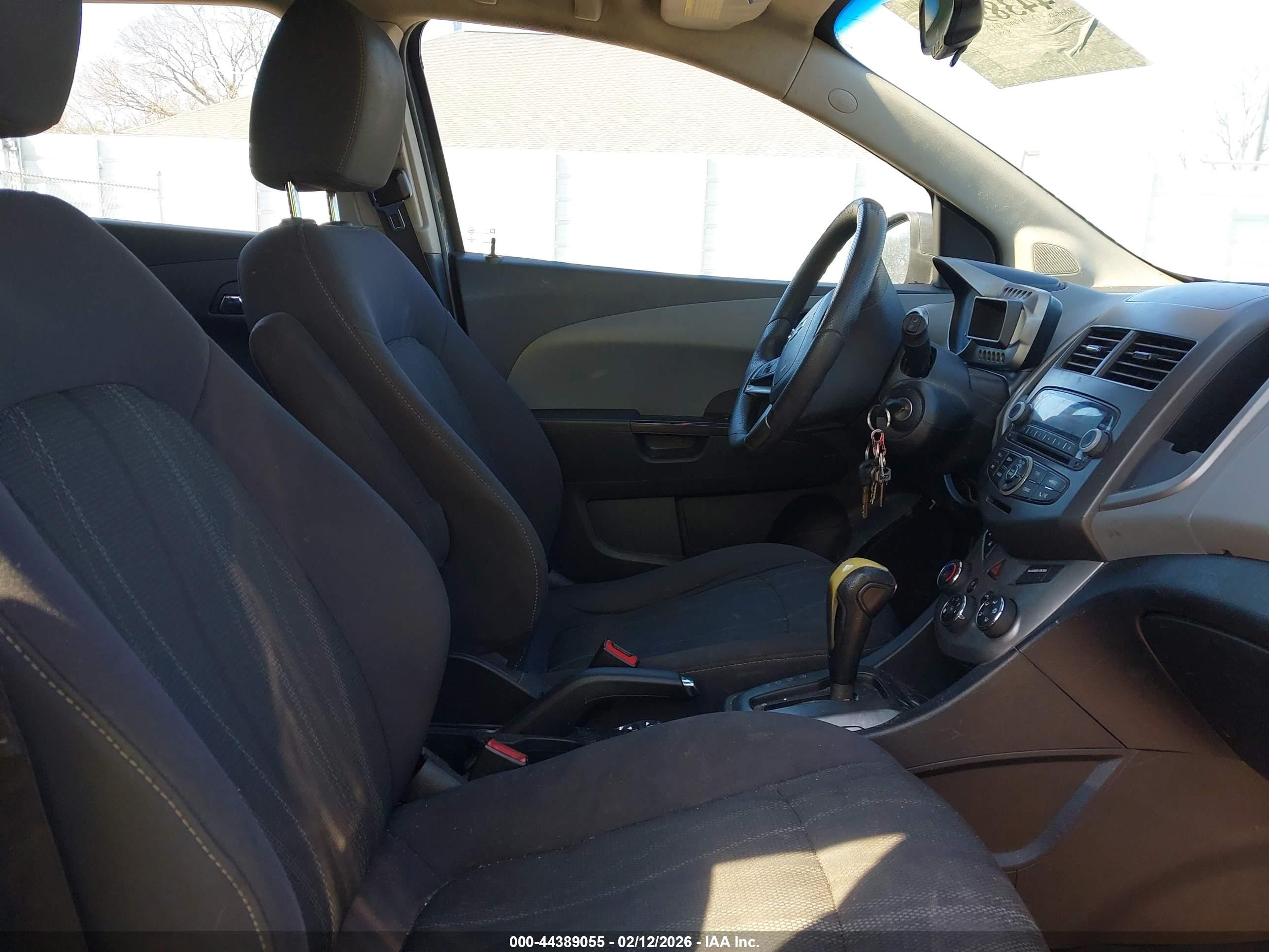 CHEVROLET SONIC image 5
