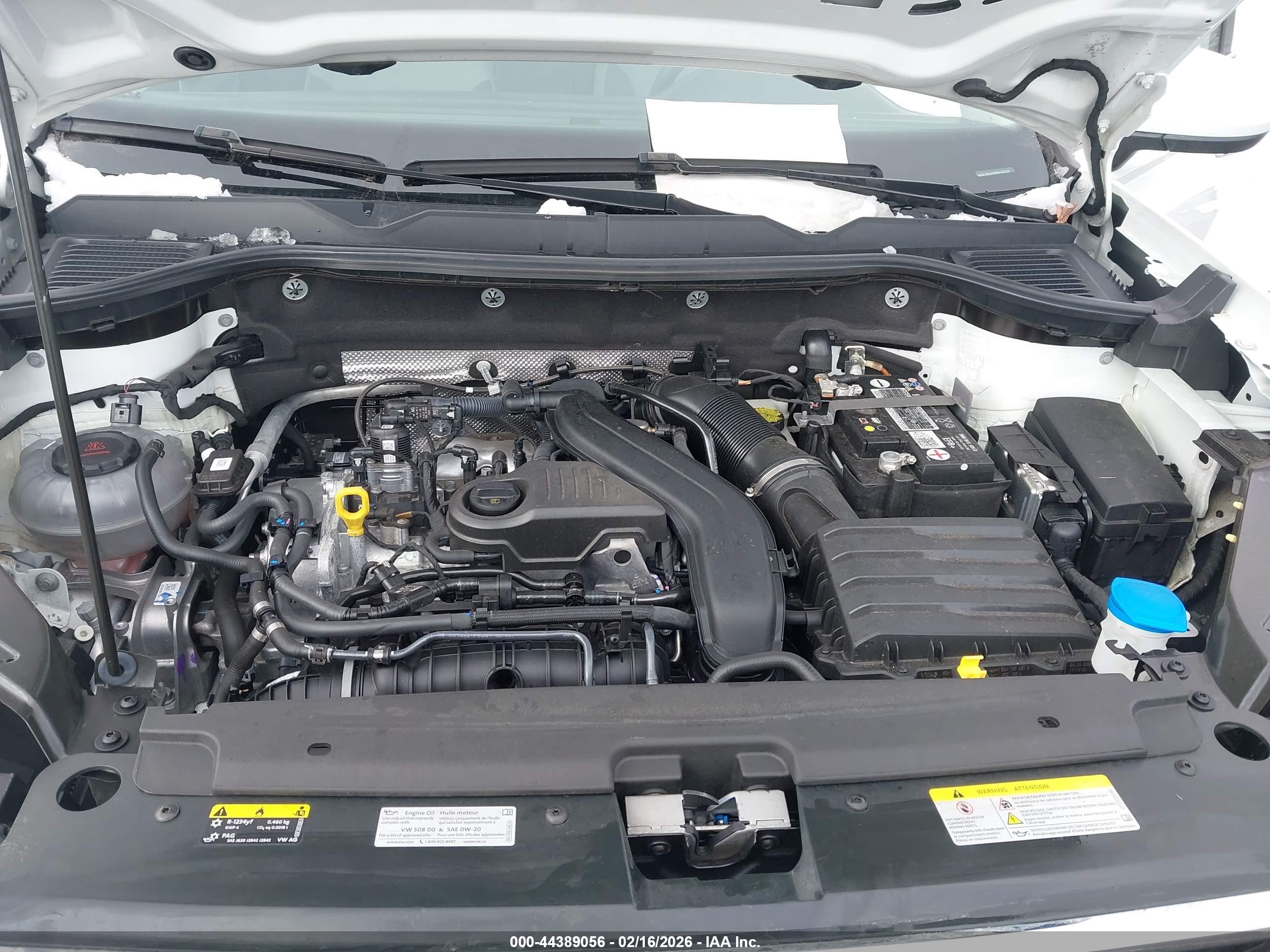 VOLKSWAGEN TAOS image 10