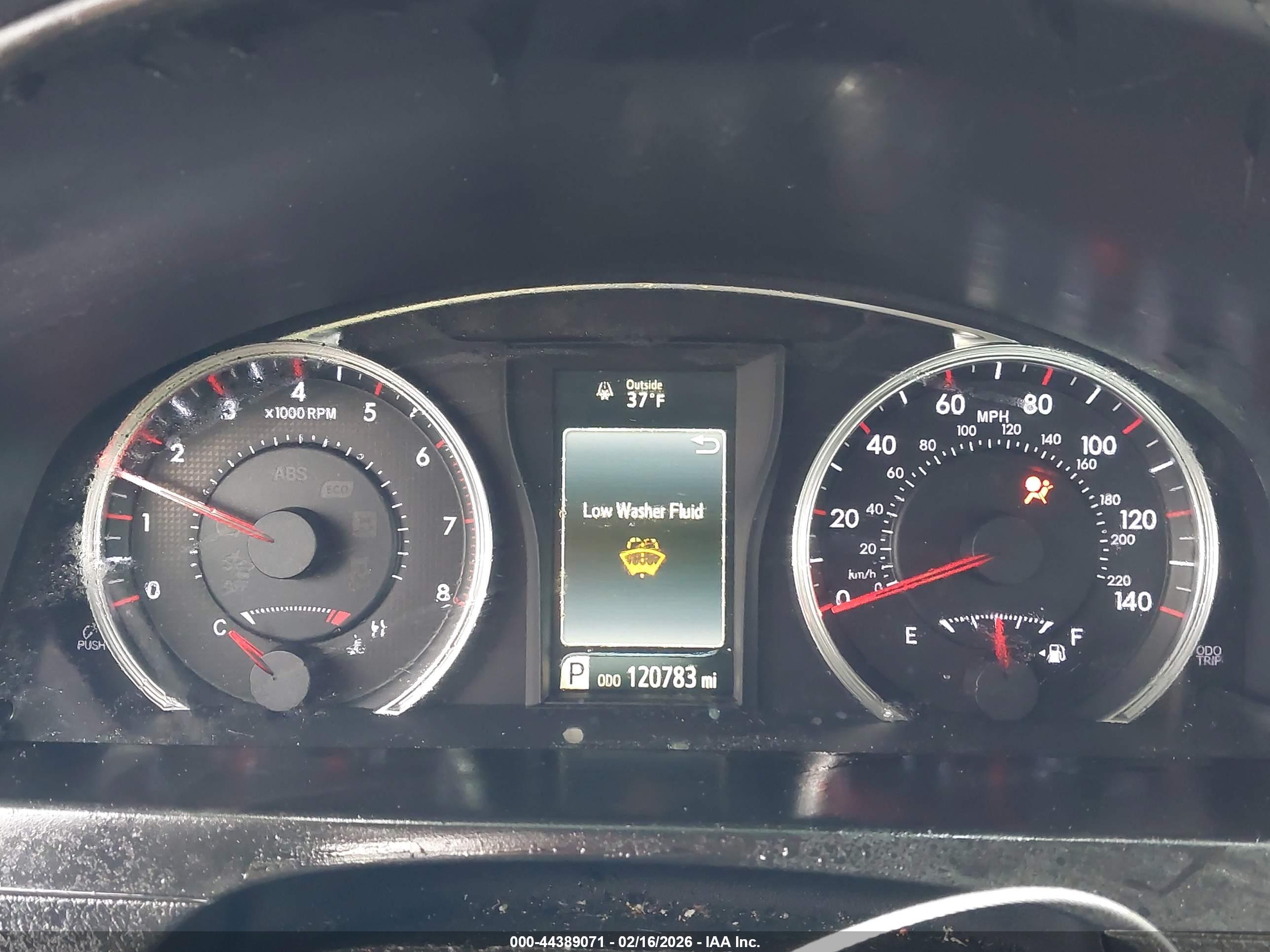 TOYOTA CAMRY image 7