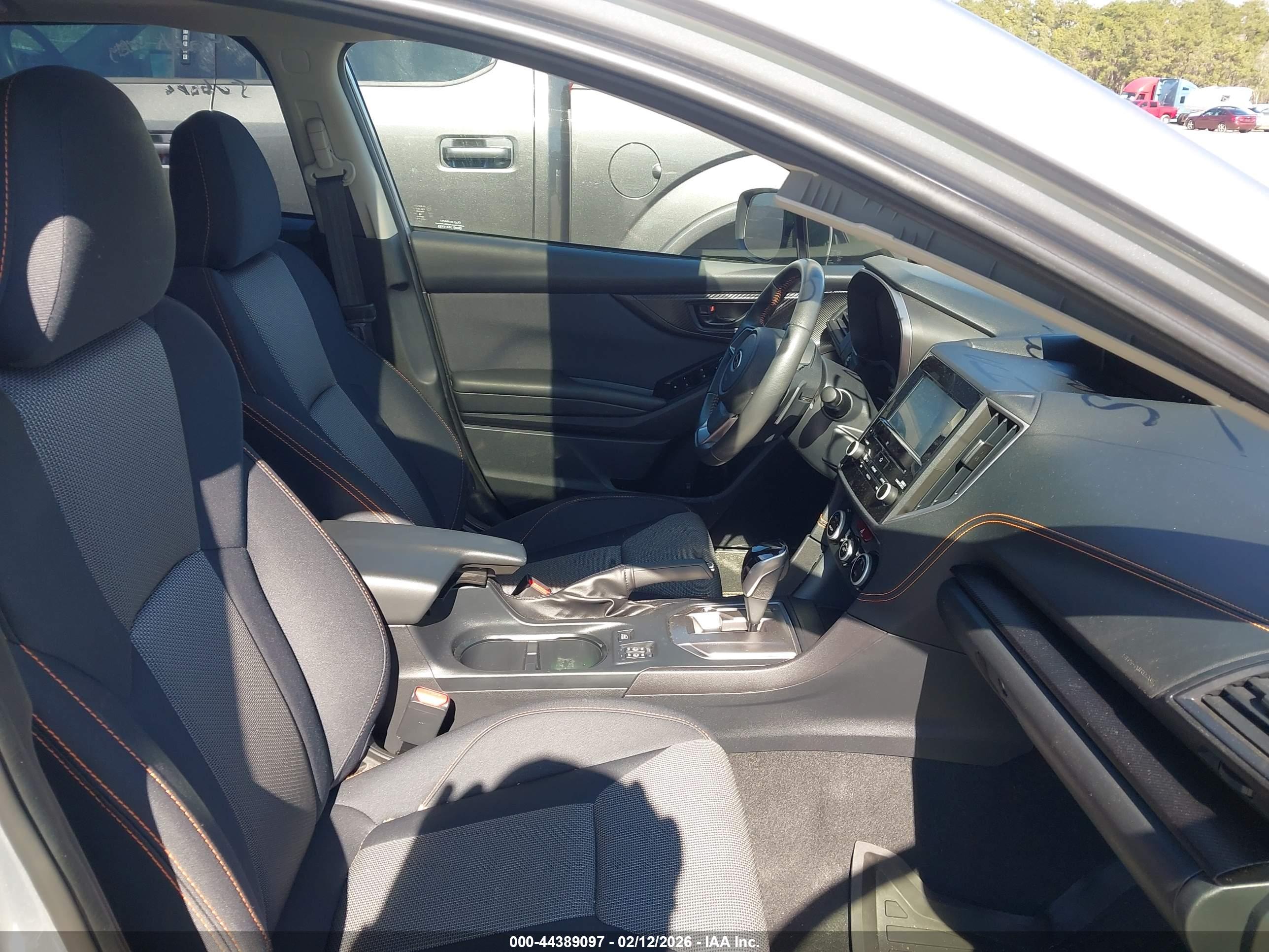 SUBARU CROSSTREK image 5