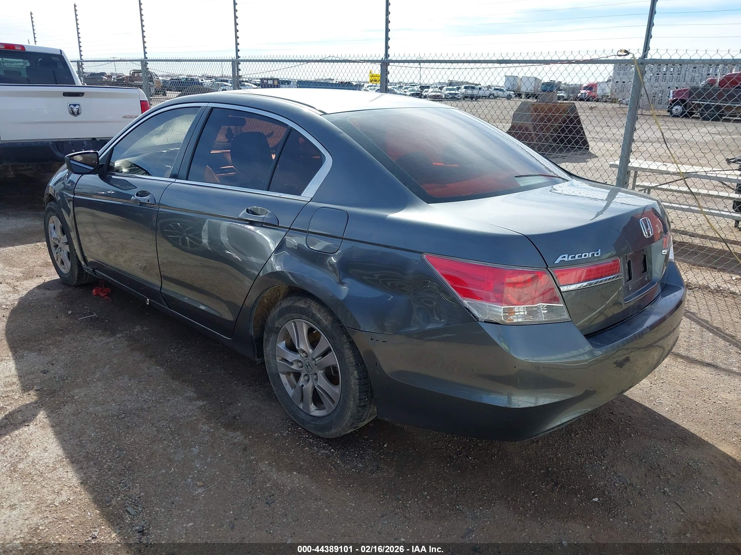HONDA ACCORD image 3