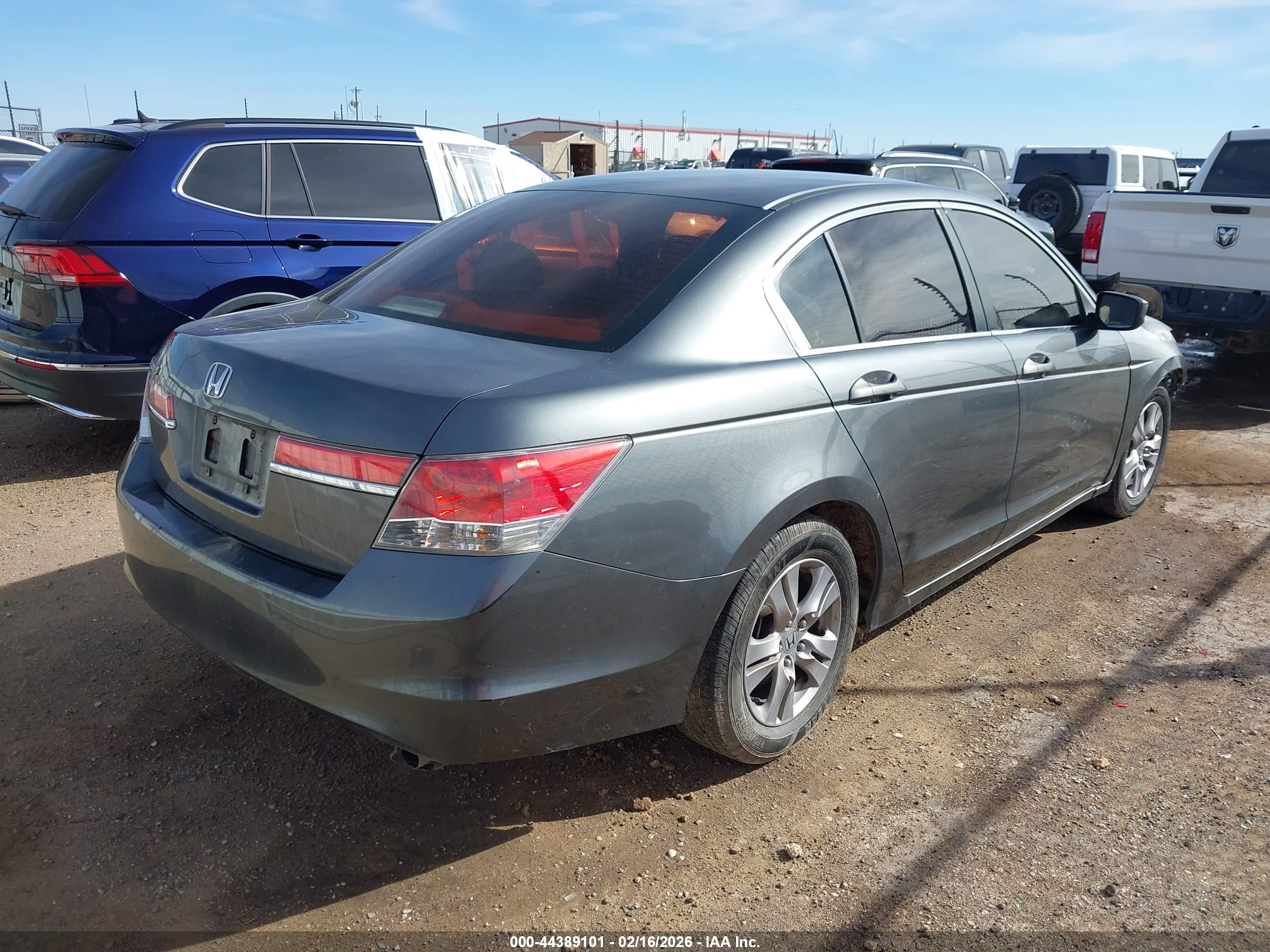 HONDA ACCORD image 4