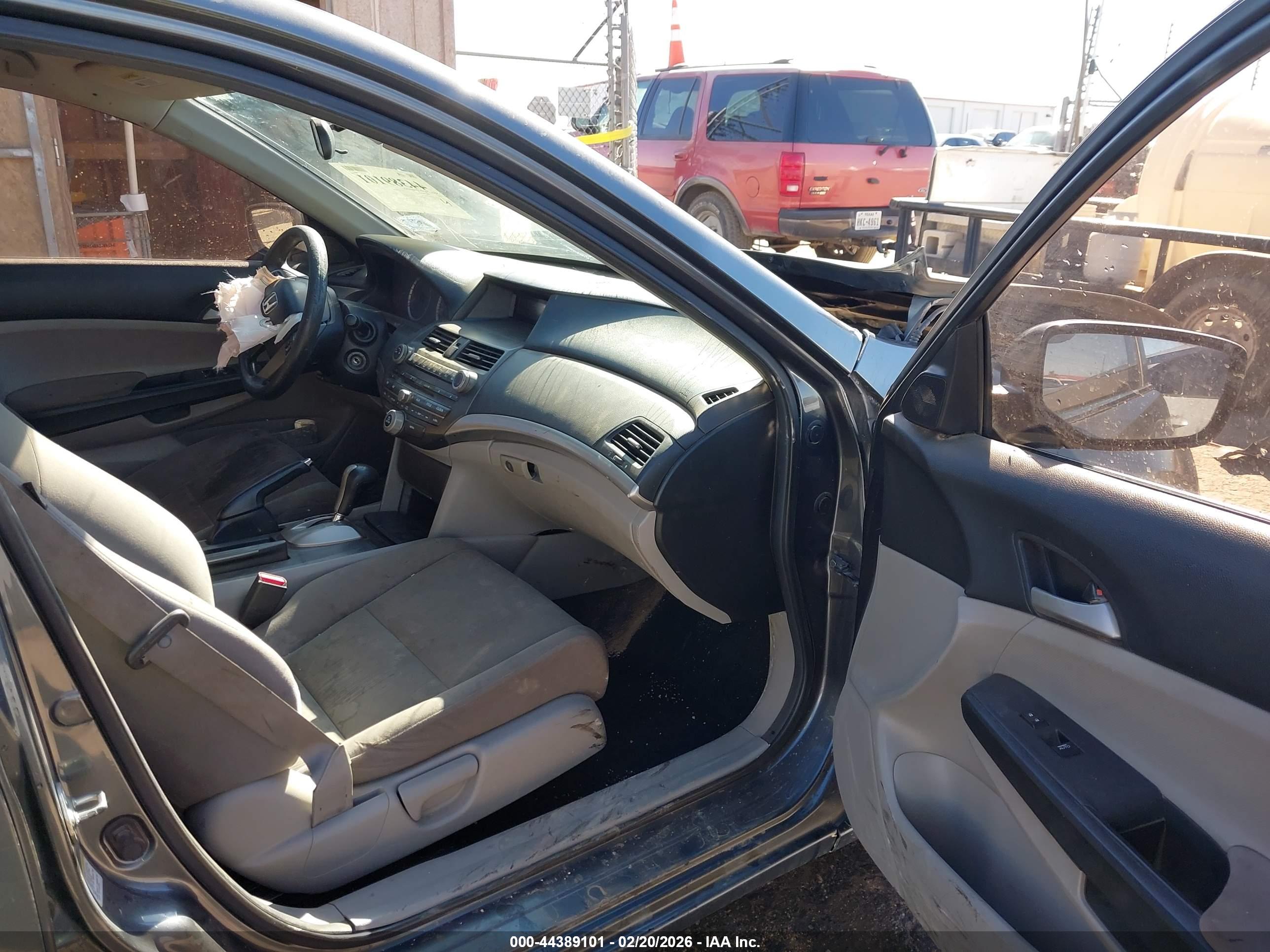 HONDA ACCORD image 5