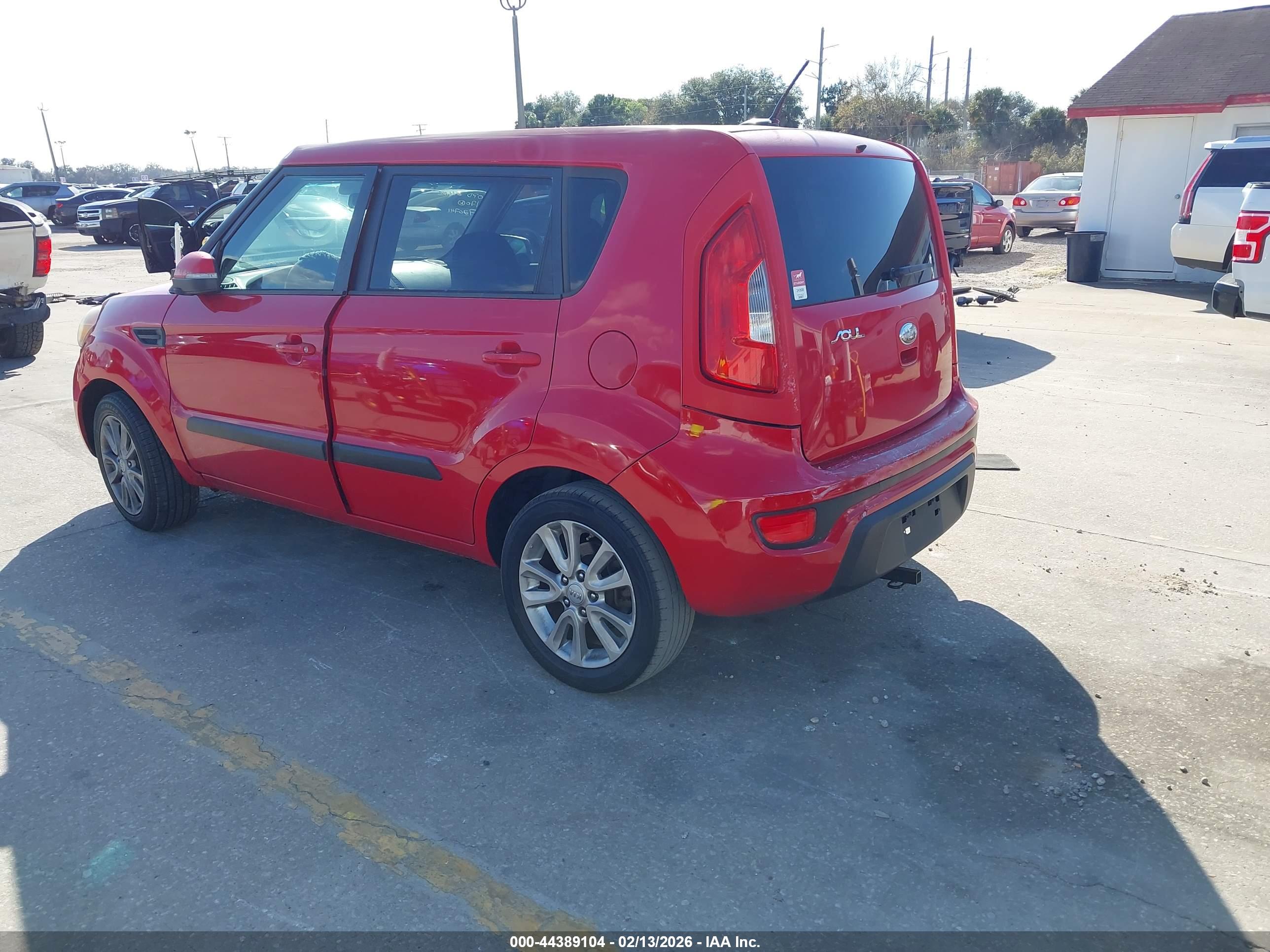 KIA SOUL image 3
