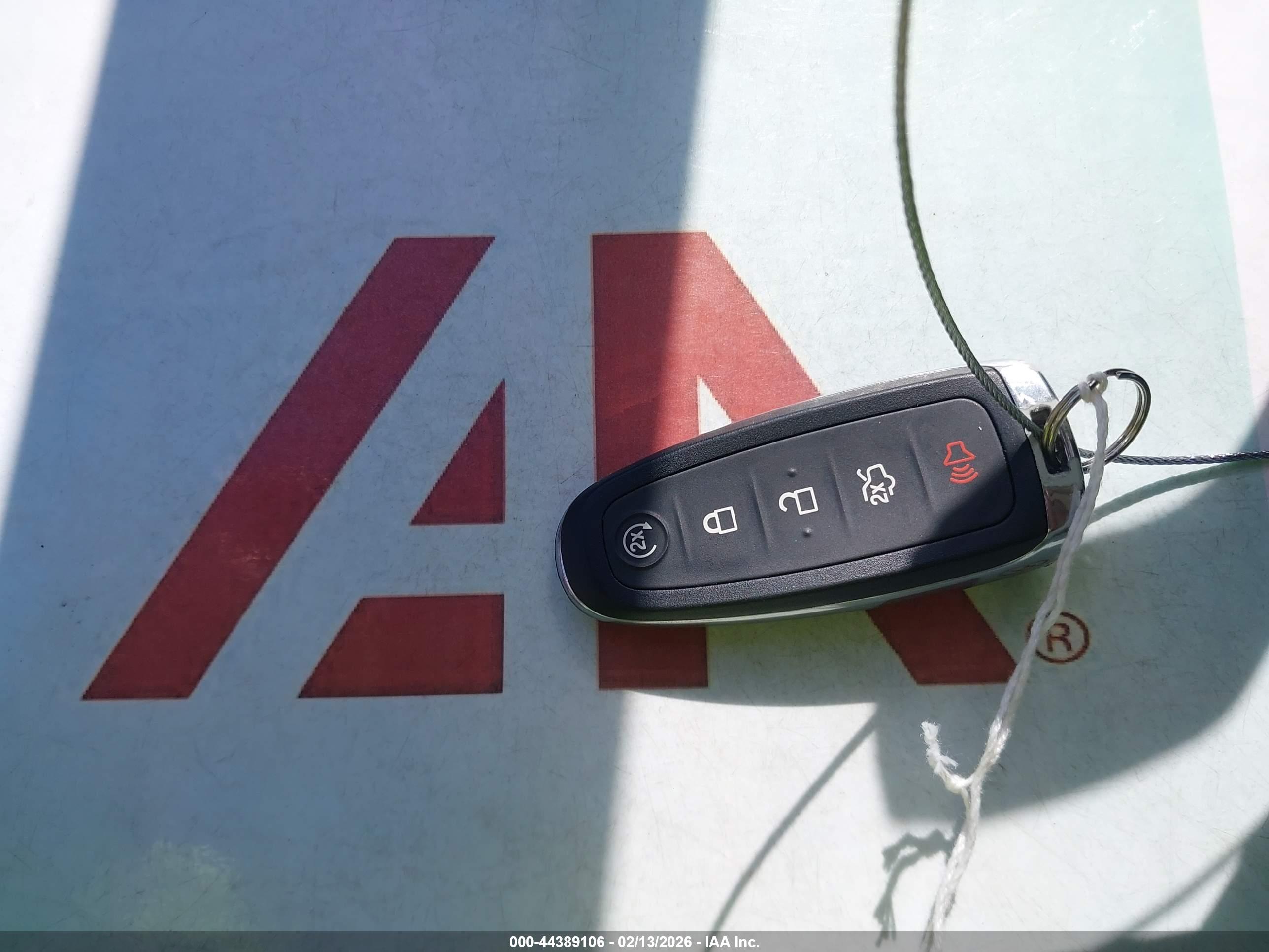 FORD ESCAPE image 11