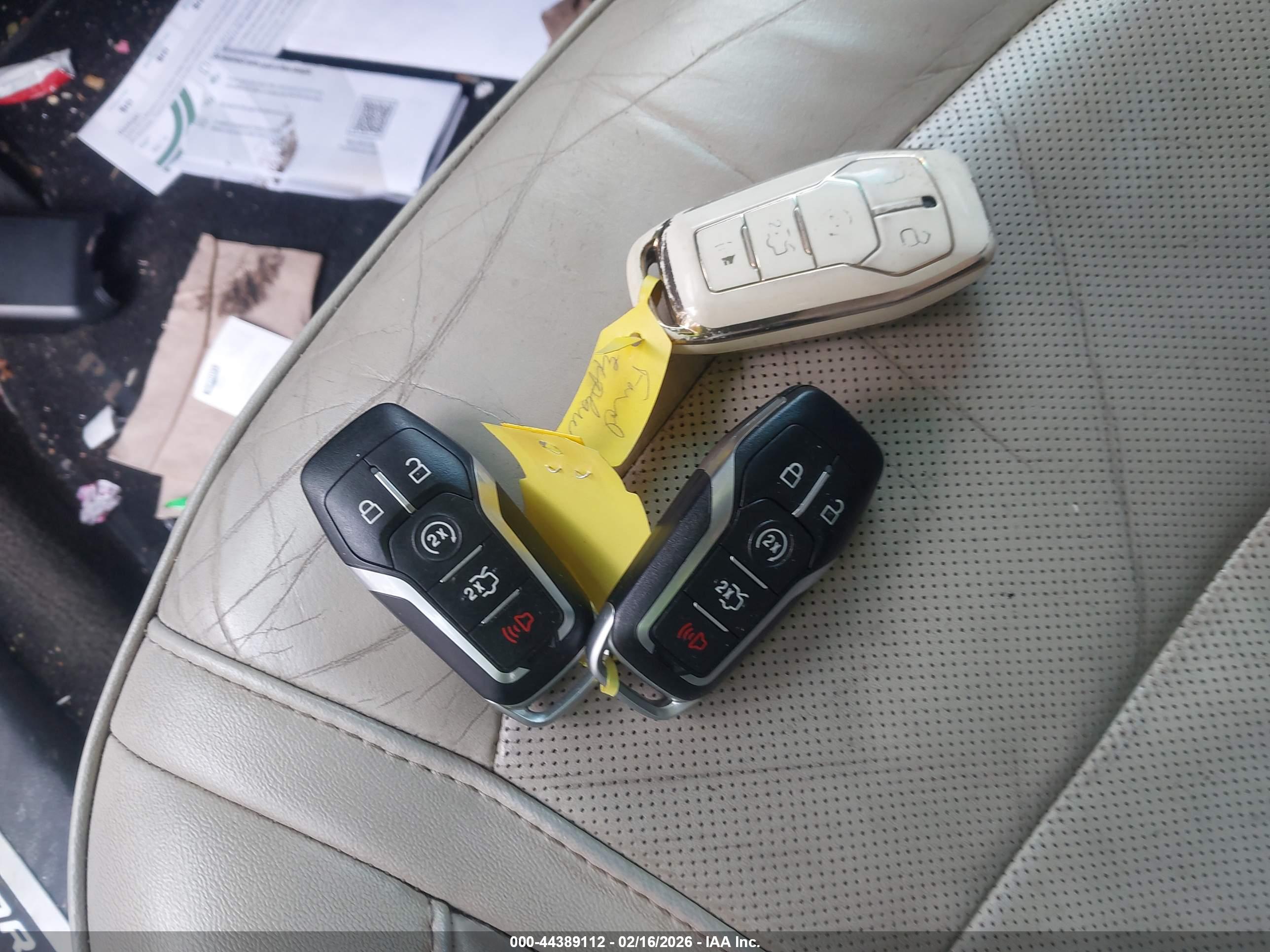 FORD EXPLORER image 11