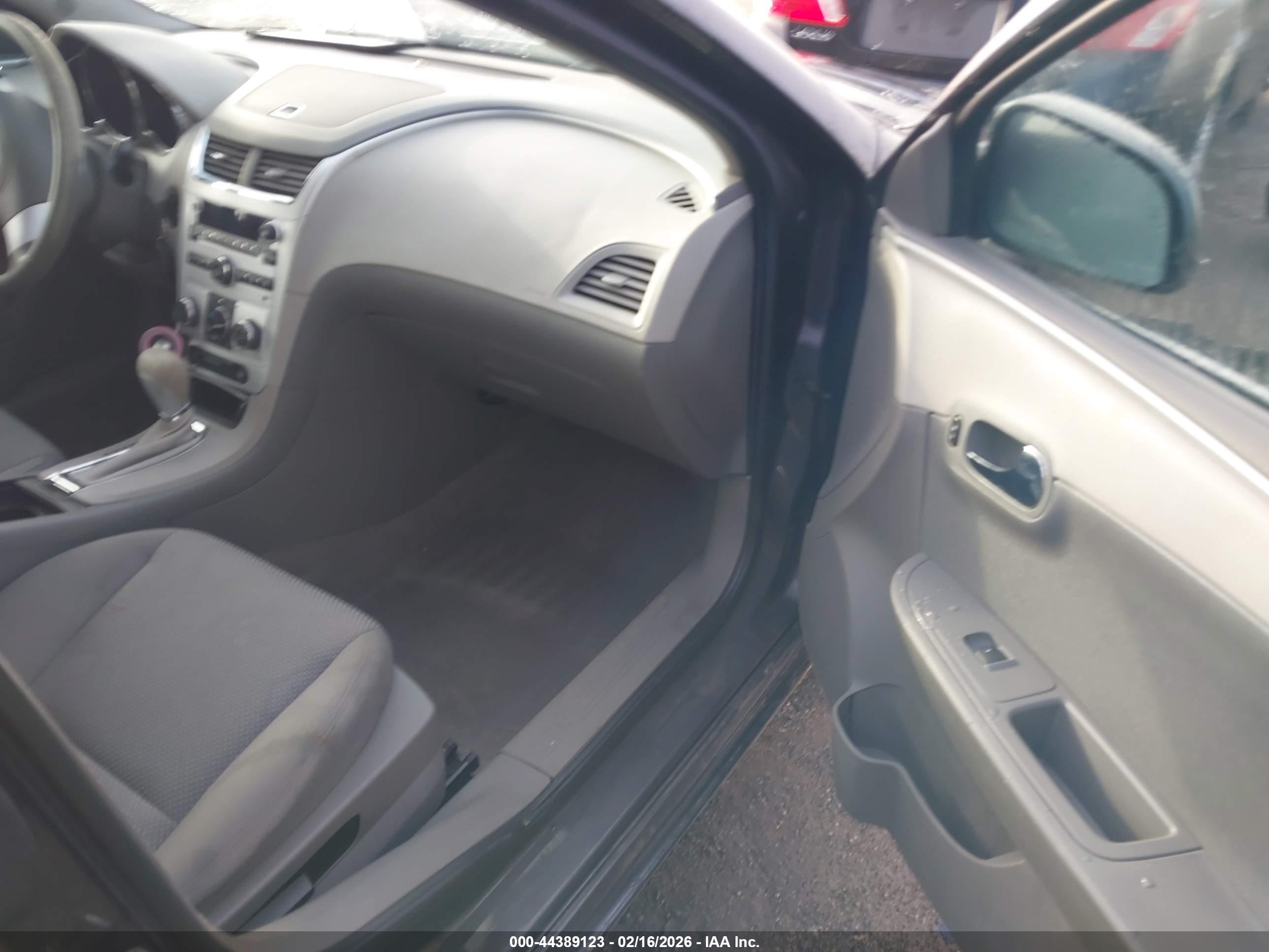 CHEVROLET MALIBU image 5