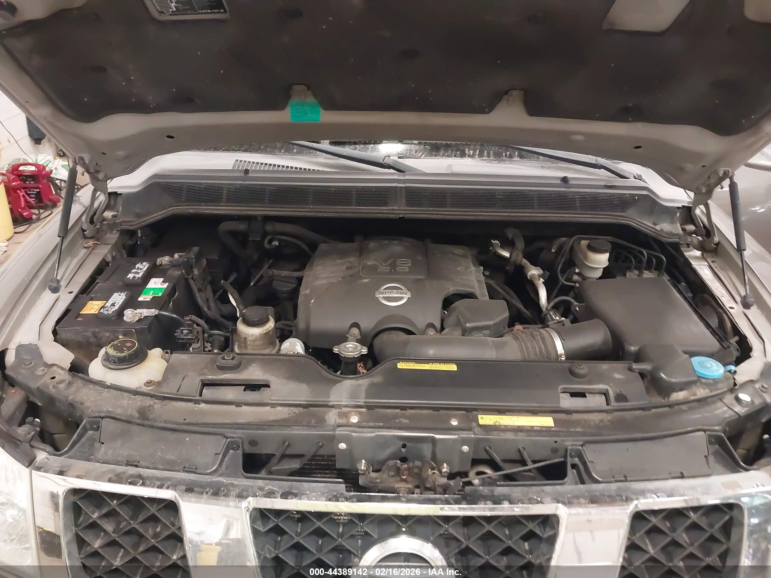 NISSAN TITAN image 10