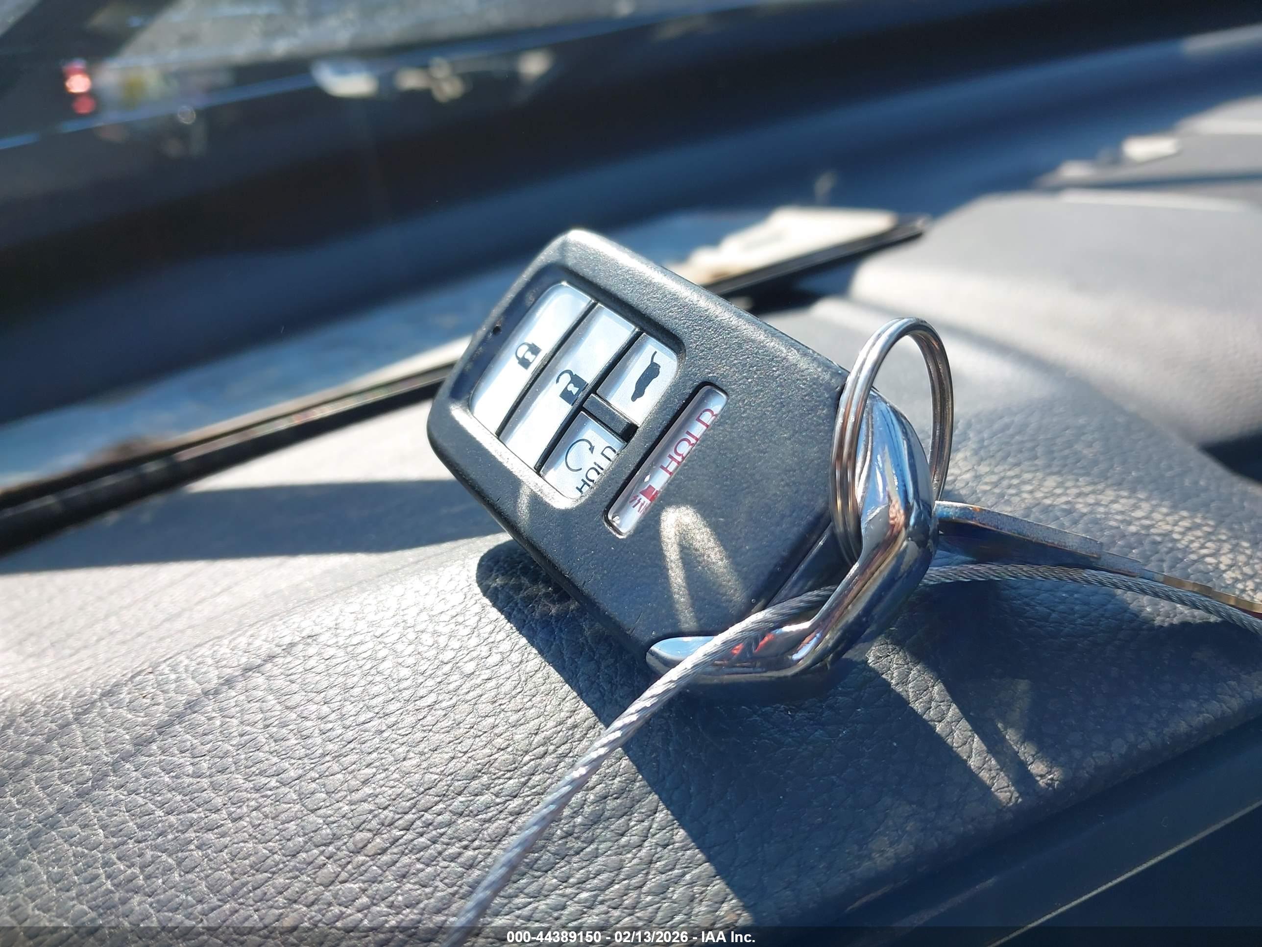 HONDA CR-V image 11