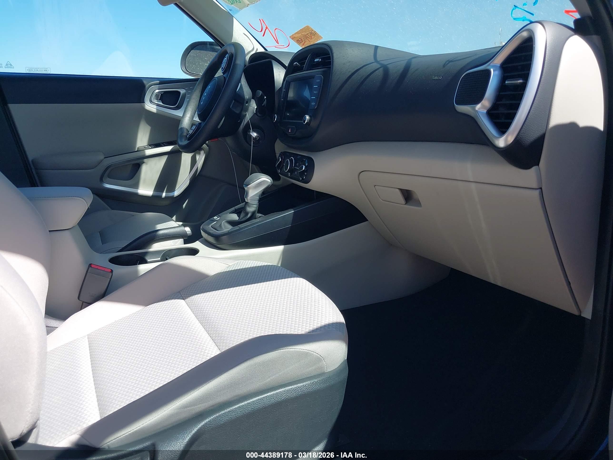 KIA SOUL image 5