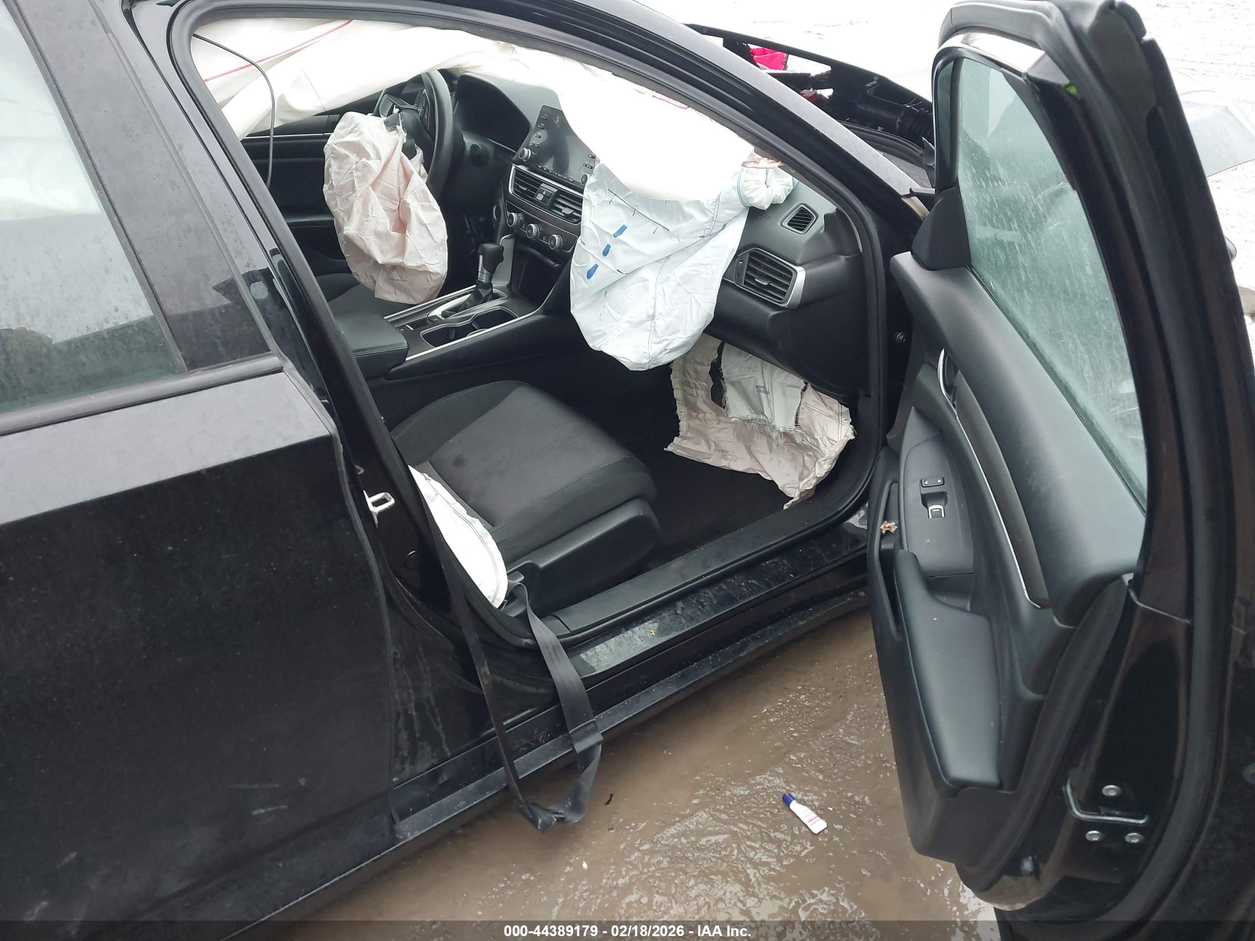 HONDA ACCORD image 5
