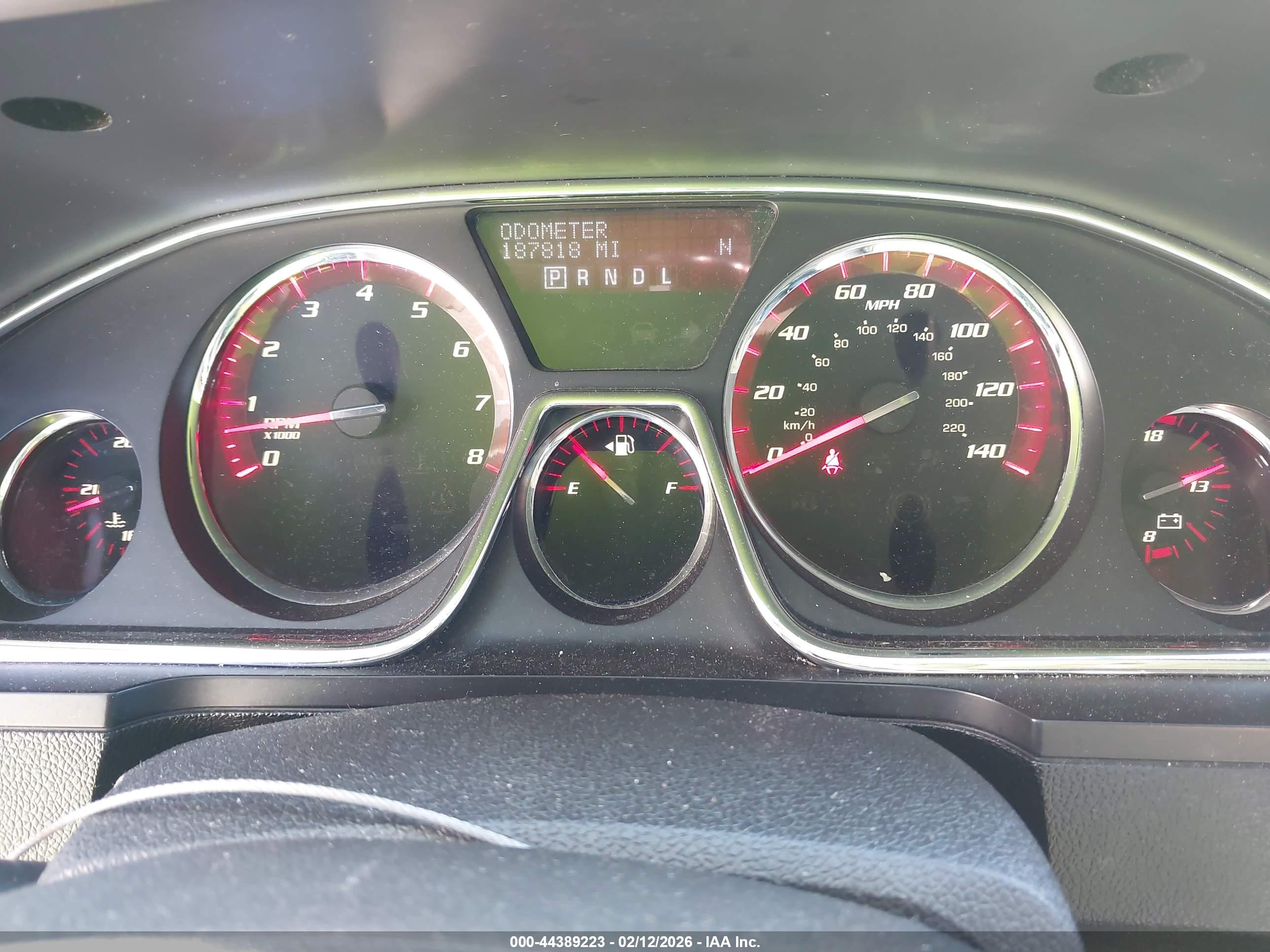 GMC ACADIA image 7