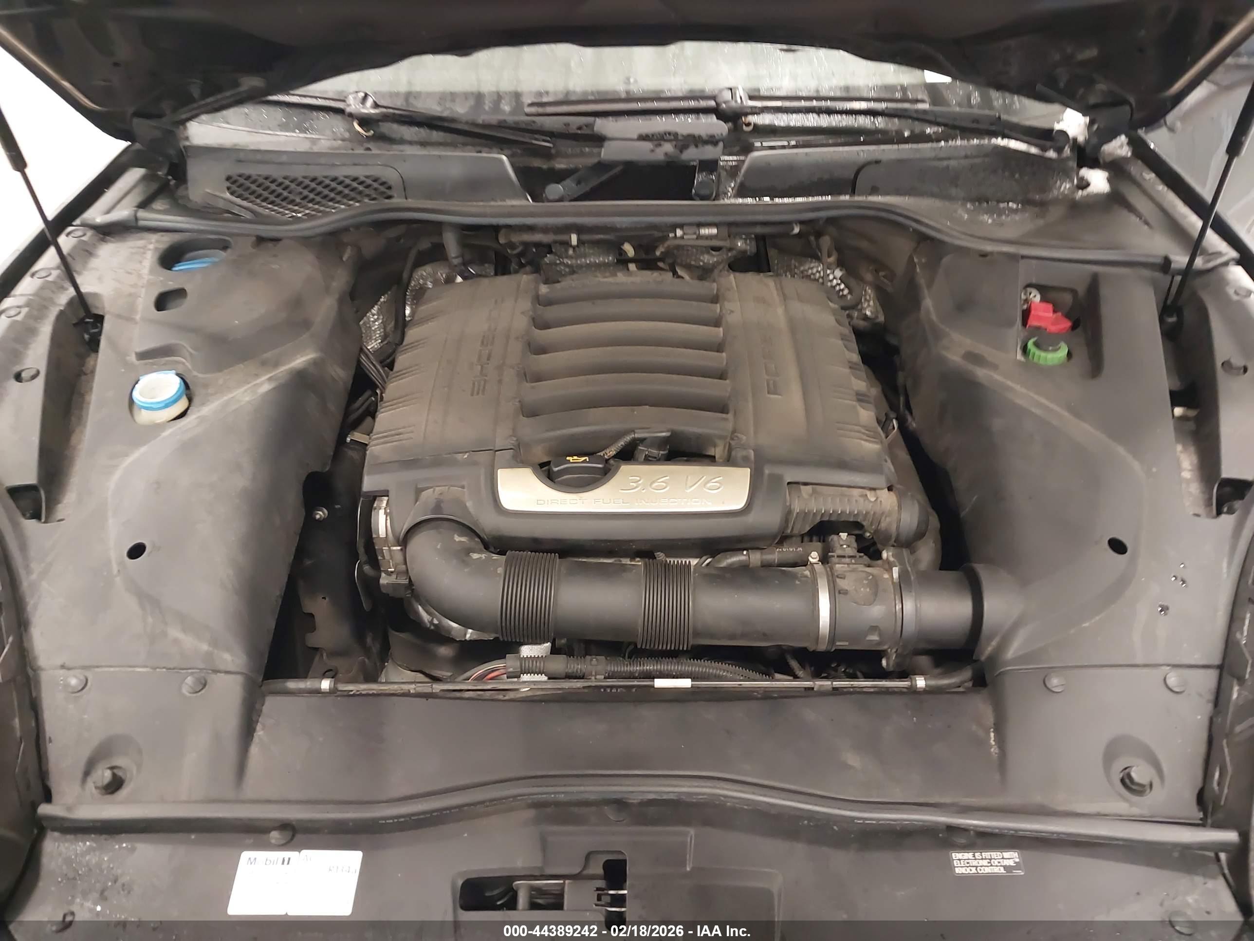 PORSCHE CAYENNE image 10