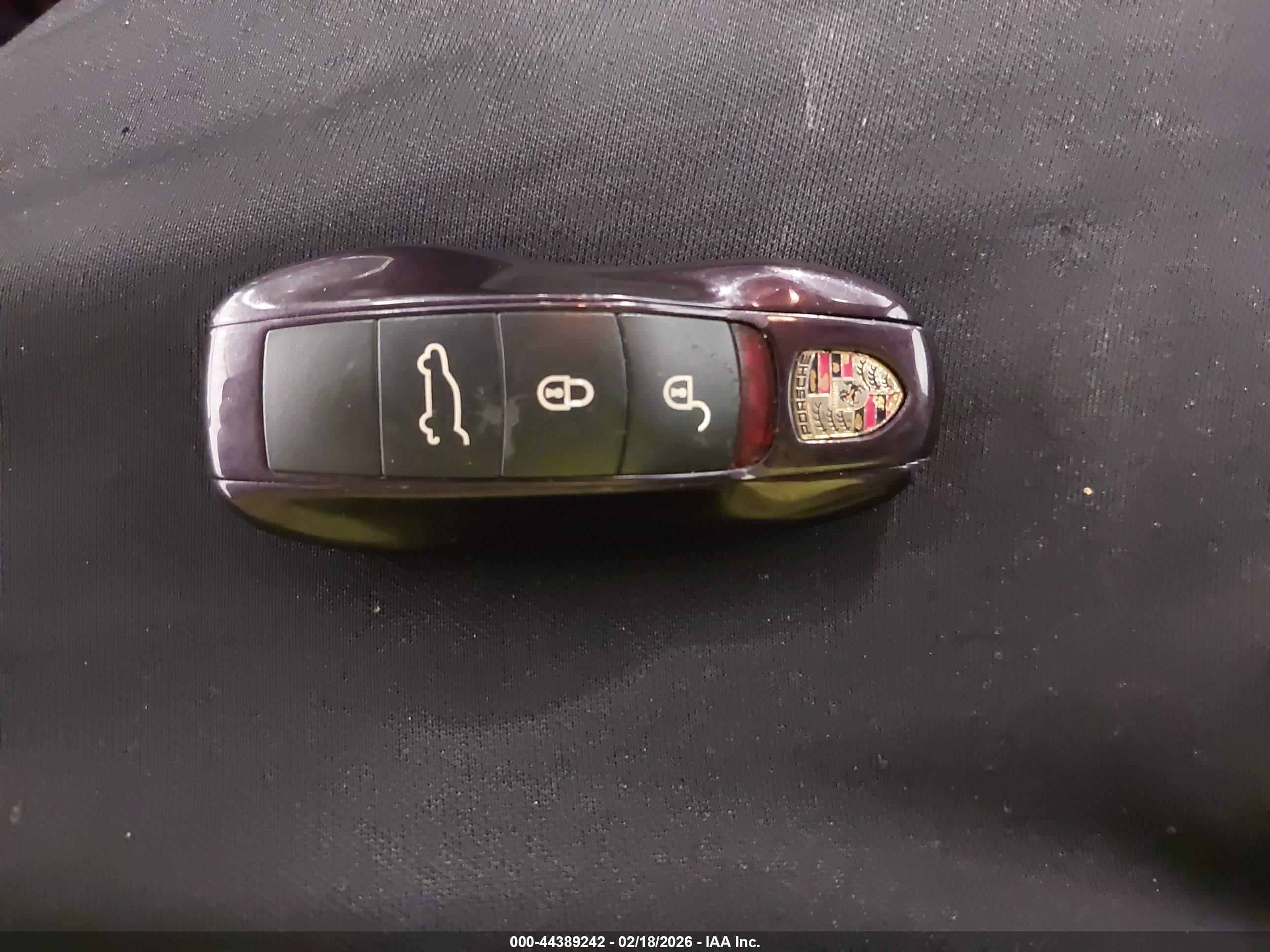 PORSCHE CAYENNE image 11