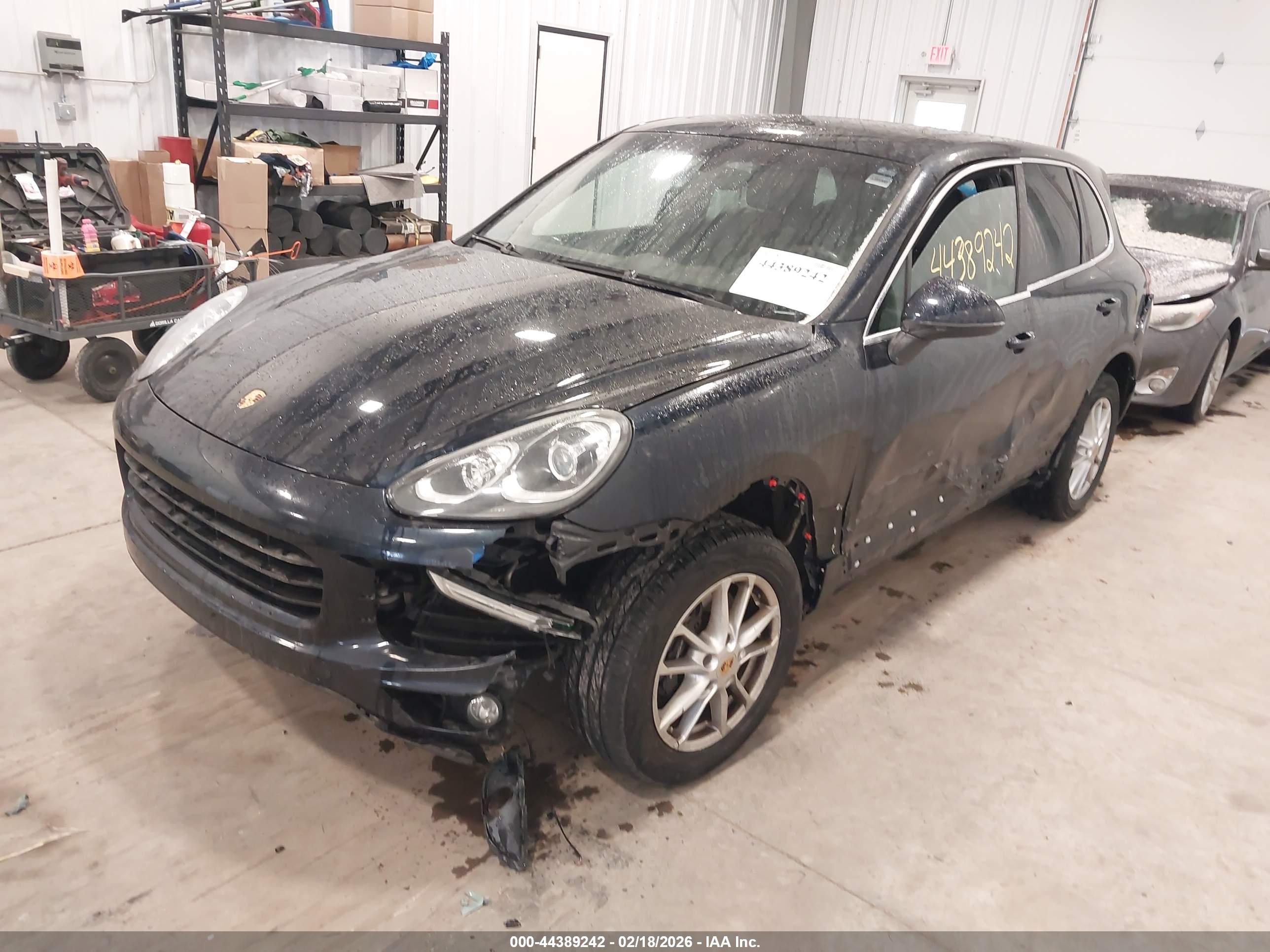 PORSCHE CAYENNE image 2