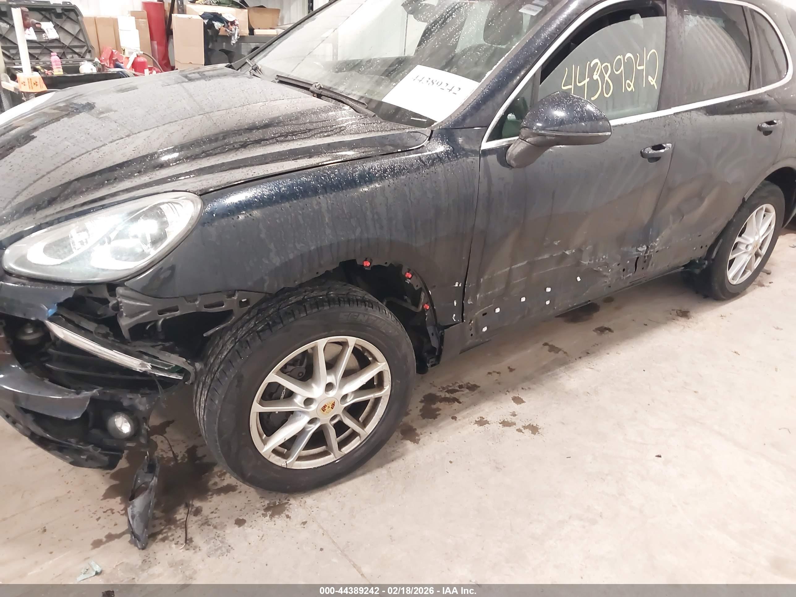 PORSCHE CAYENNE image 6