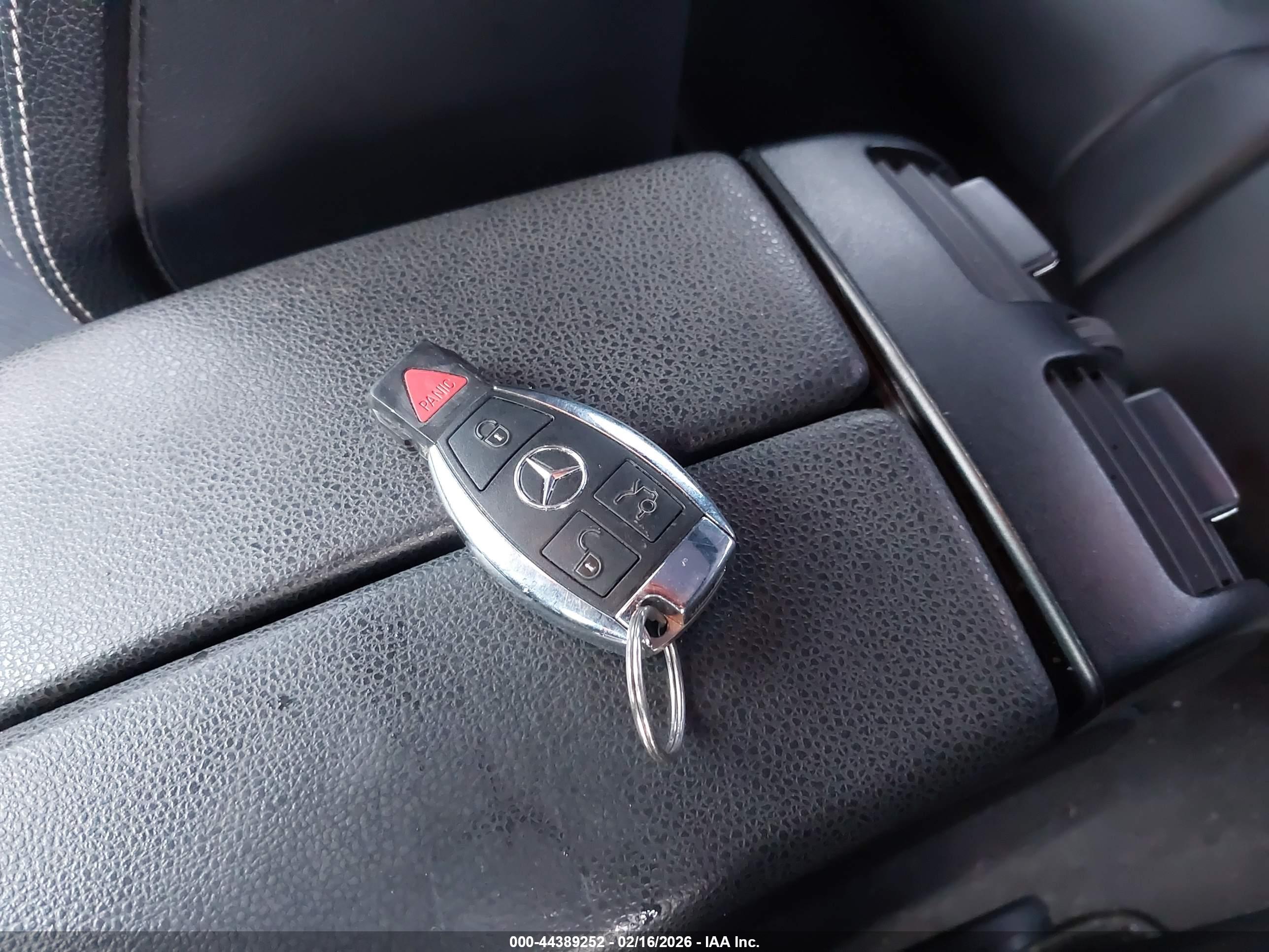 MERCEDES-BENZ C image 11