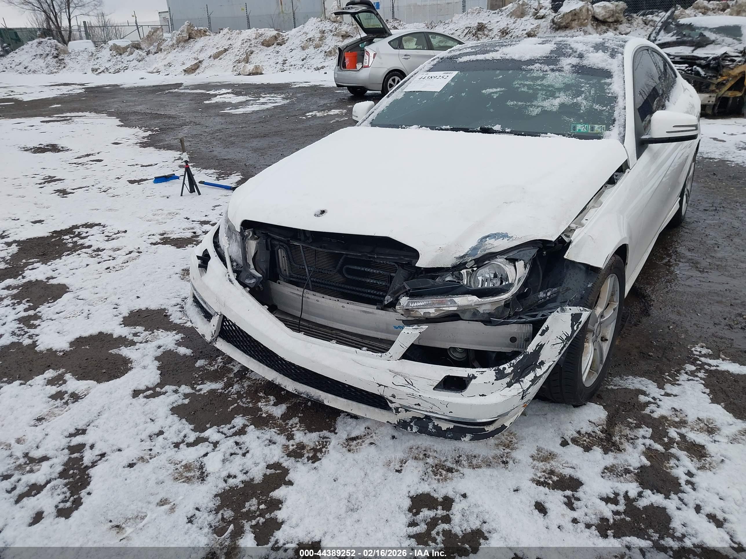 MERCEDES-BENZ C image 6