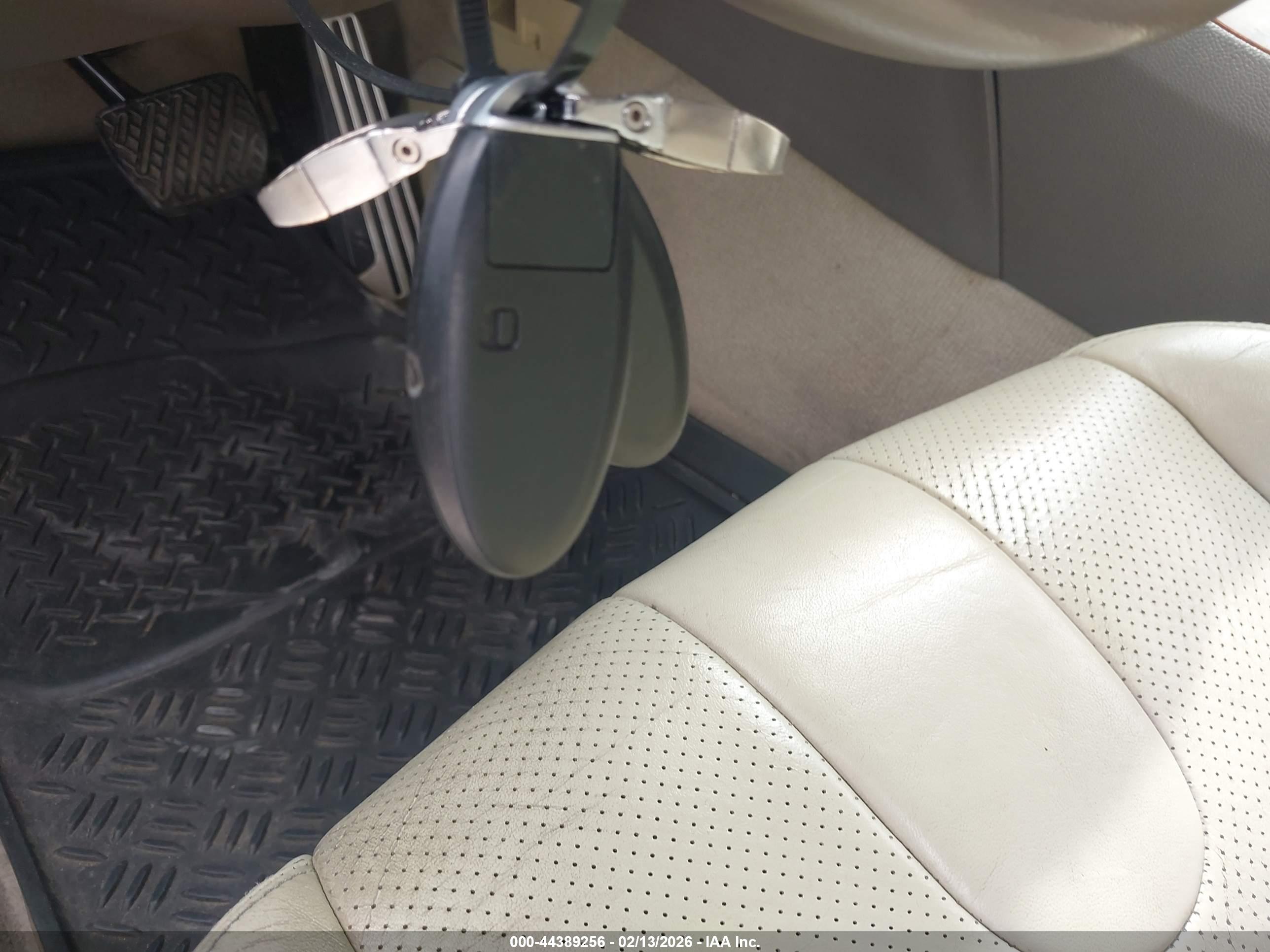 INFINITI G35X image 11