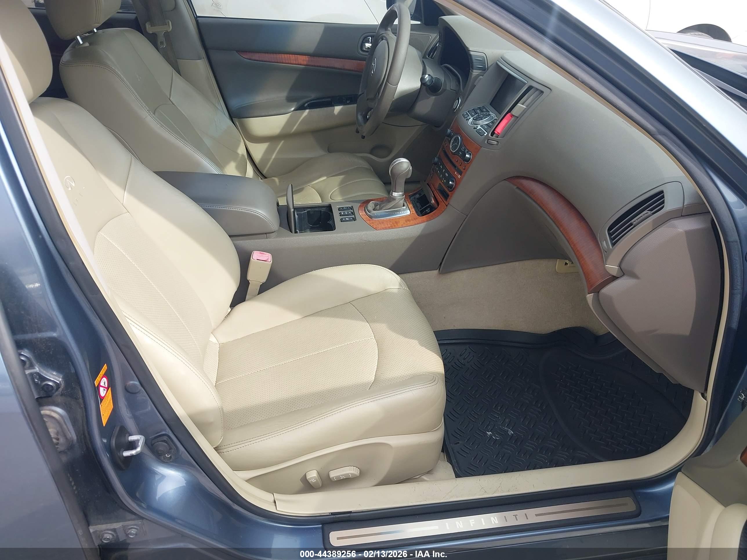 INFINITI G35X image 5