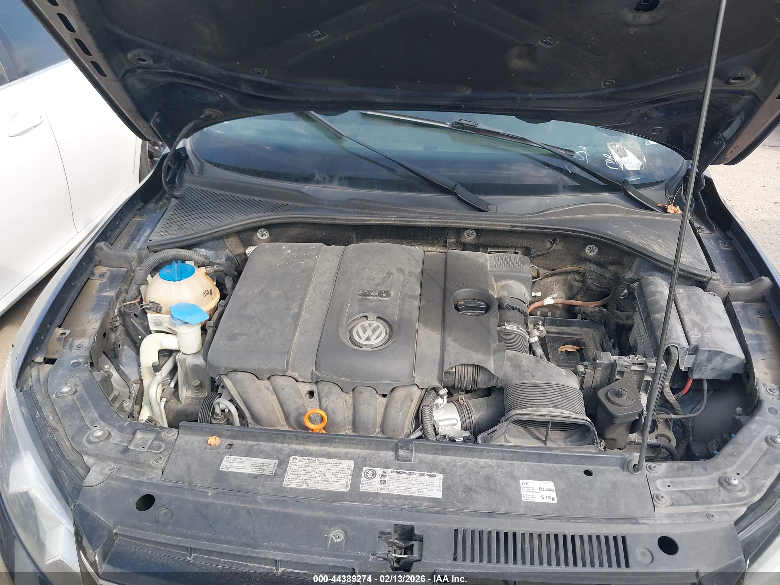 VOLKSWAGEN PASSAT image 10