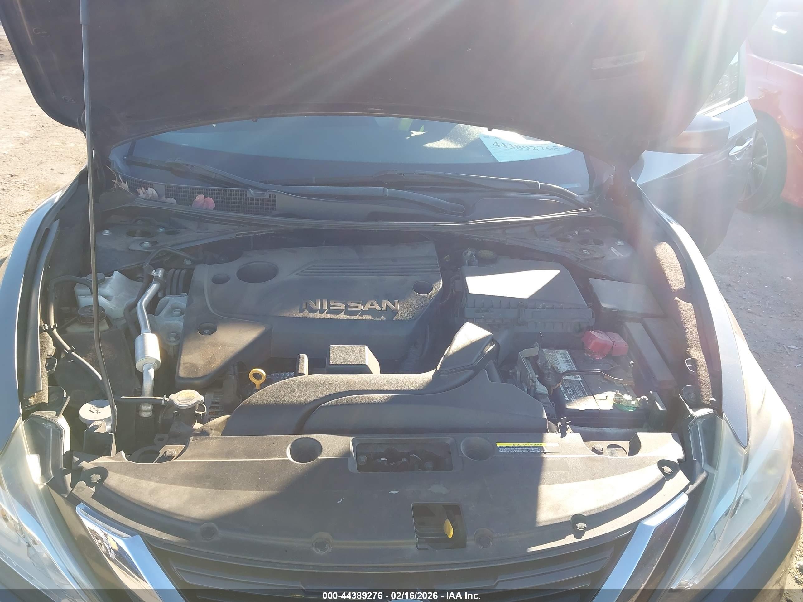 NISSAN ALTIMA image 10