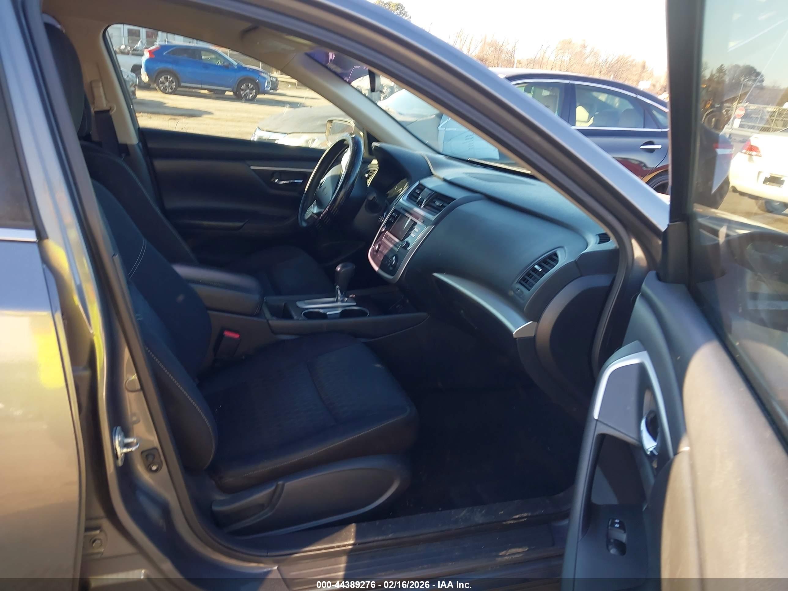 NISSAN ALTIMA image 5