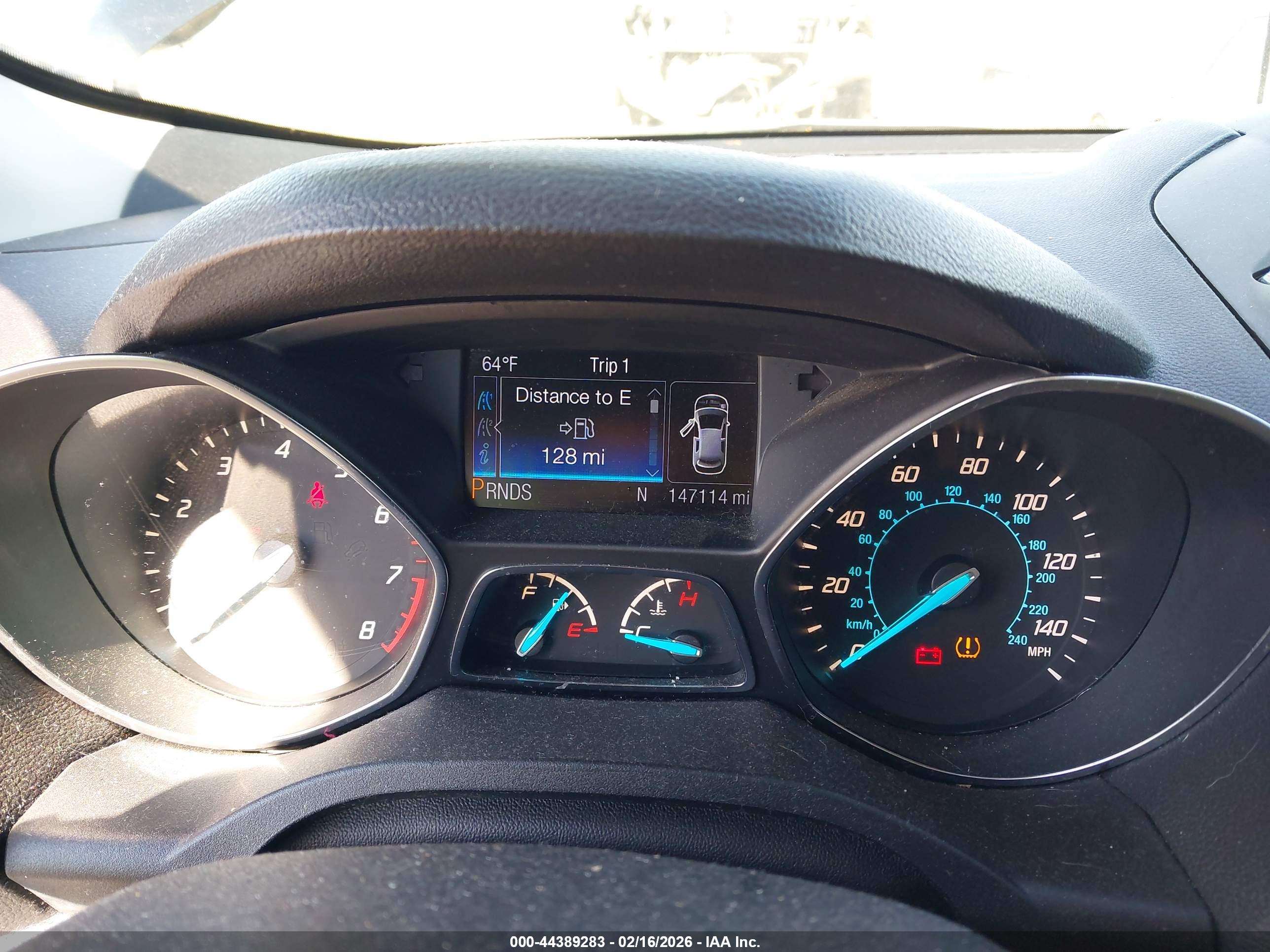 FORD ESCAPE image 7