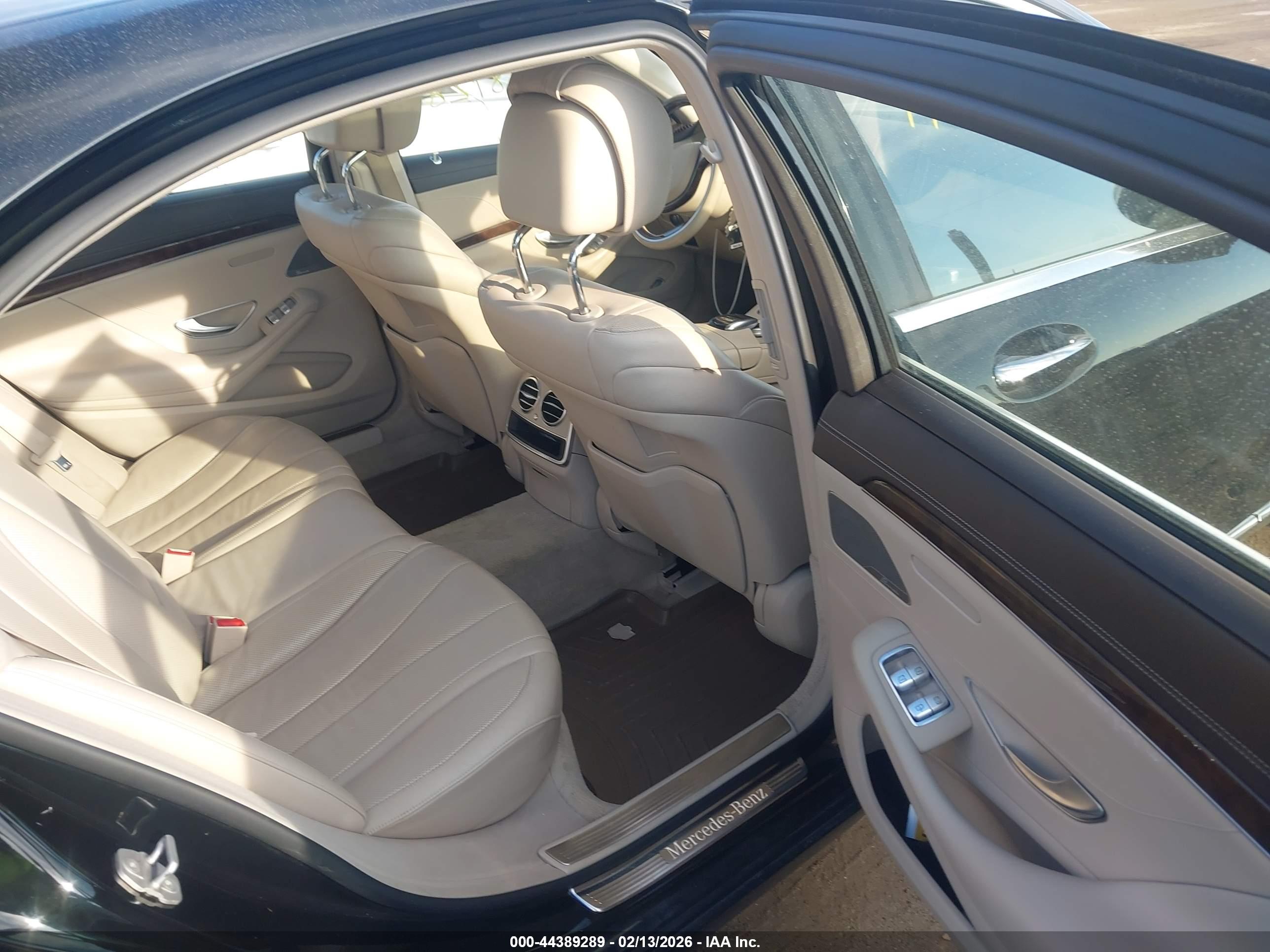 MERCEDES-BENZ S image 8