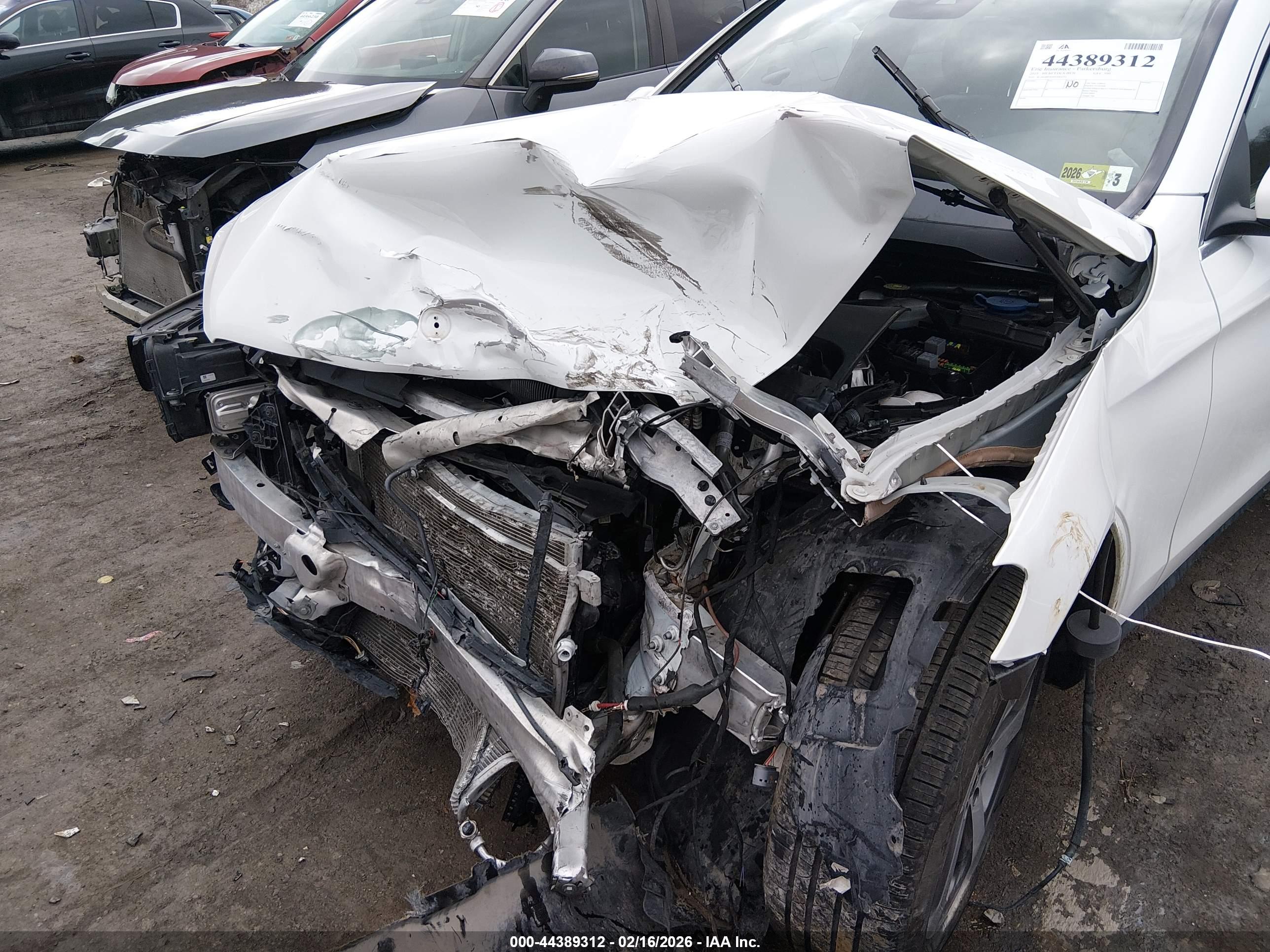 MERCEDES-BENZ GLC image 6