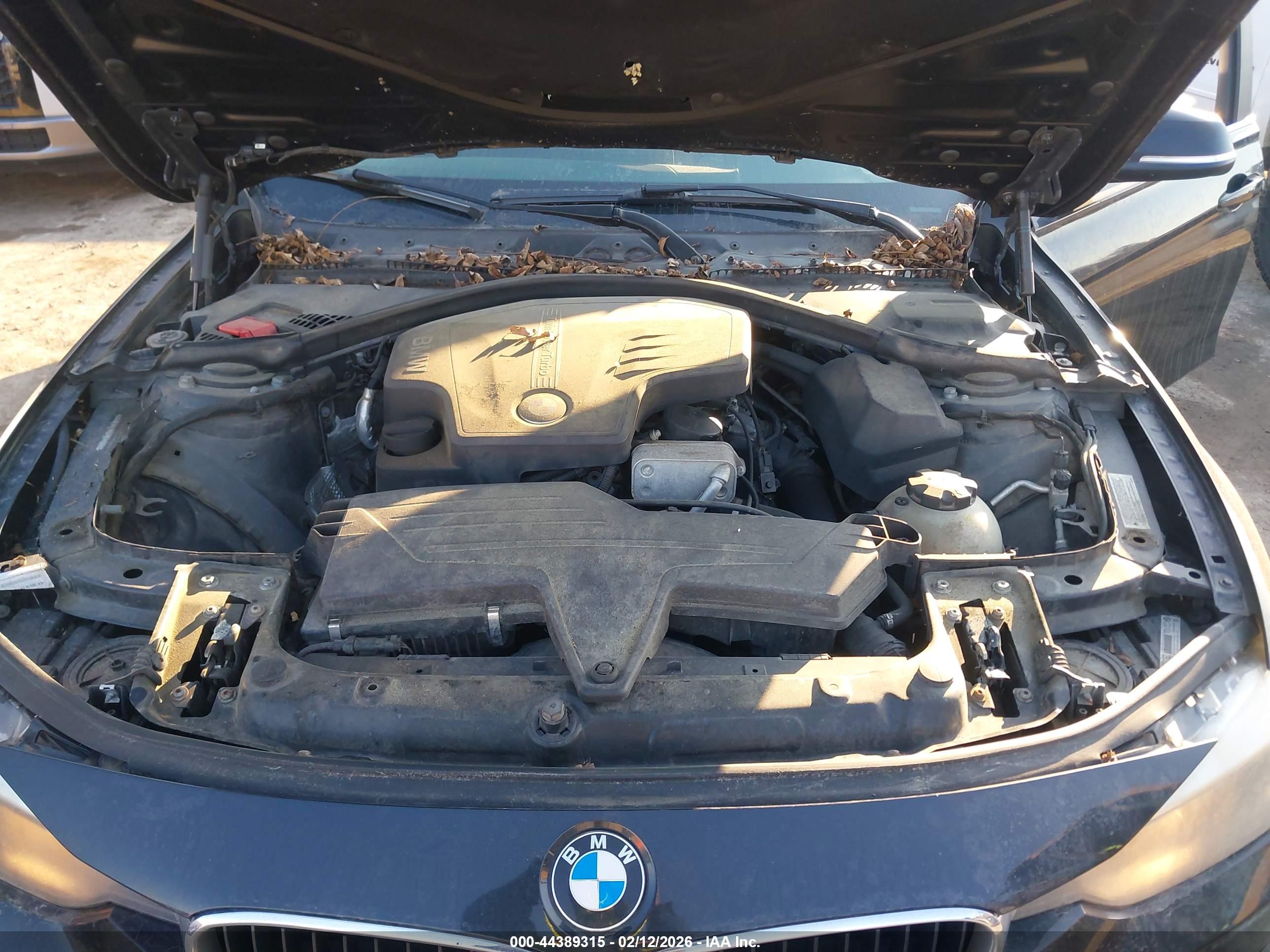 BMW 328I image 10